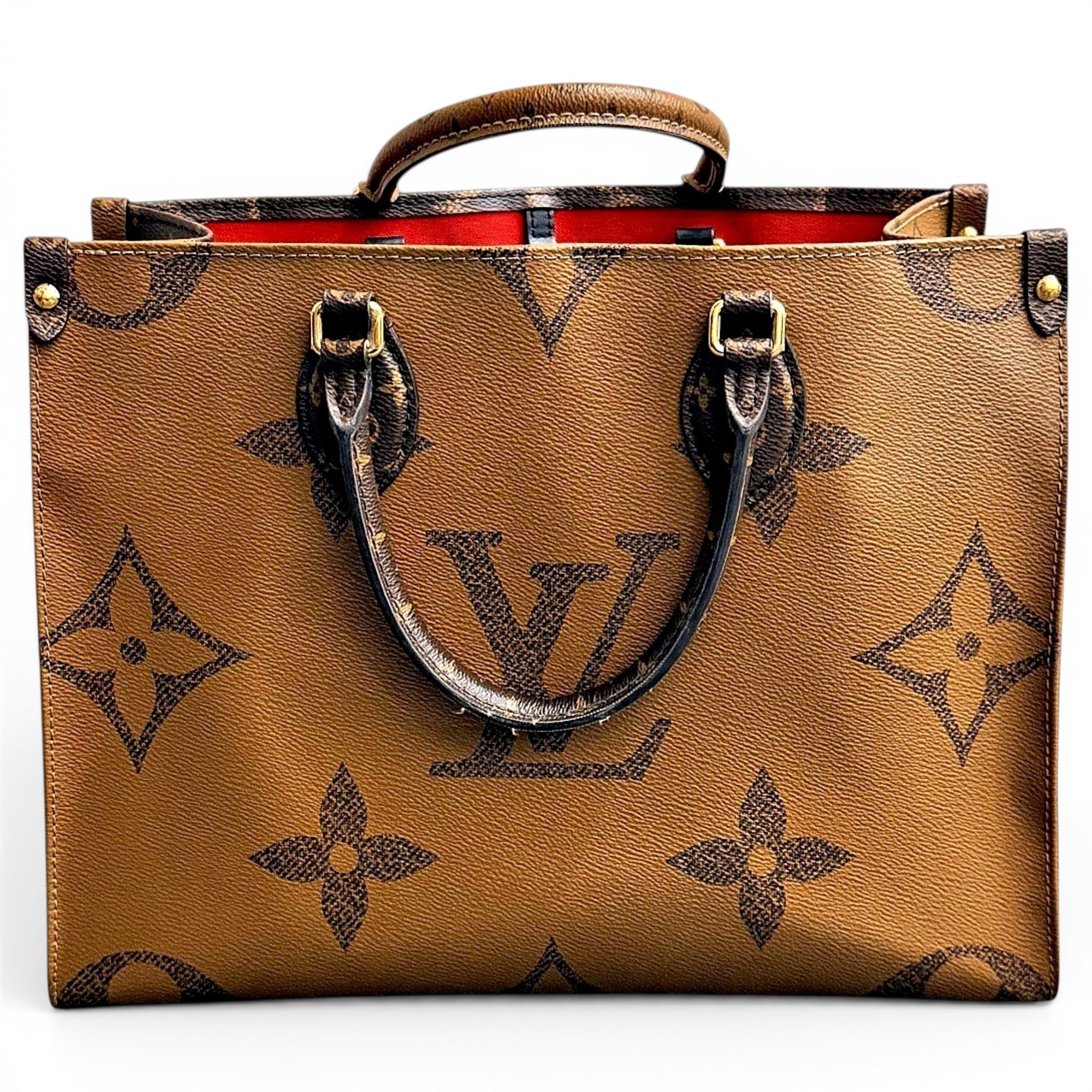Onthego leather handbag