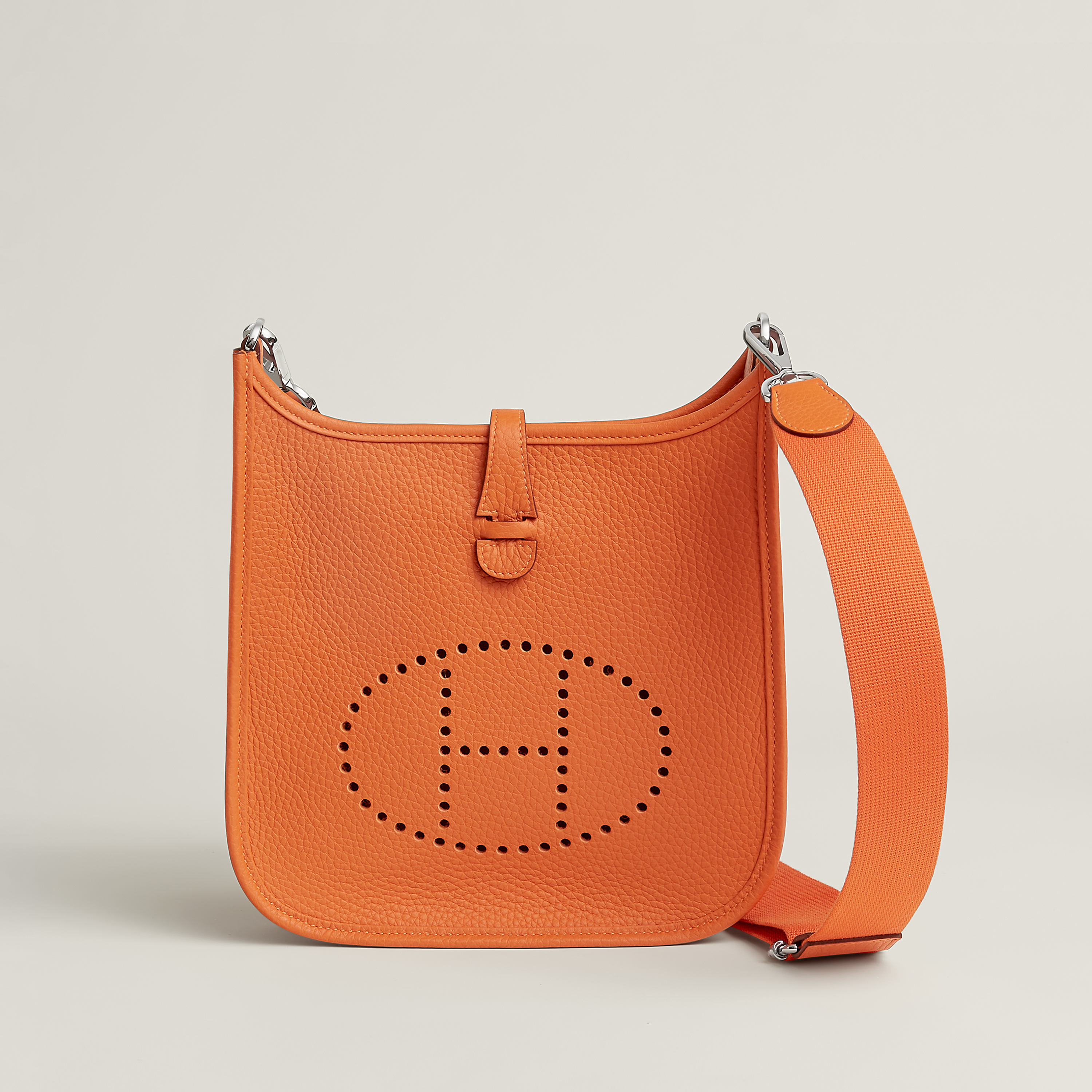 HERMES エルメス ショルダーバッグ エヴリン23 エルメス(HERMES)エルメス エヴリン23 ショルダーバッグ バッグ