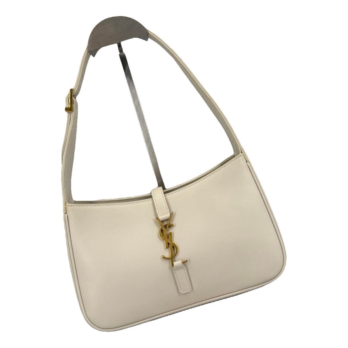 Le 5 à 7 leather handbag