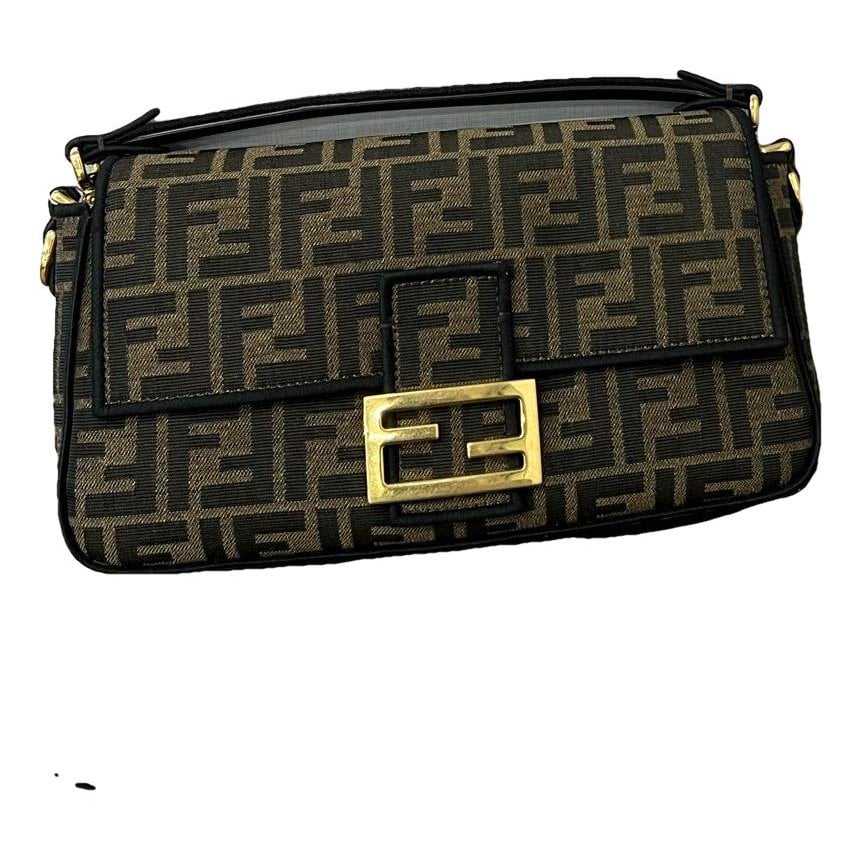 Baguette cloth handbag