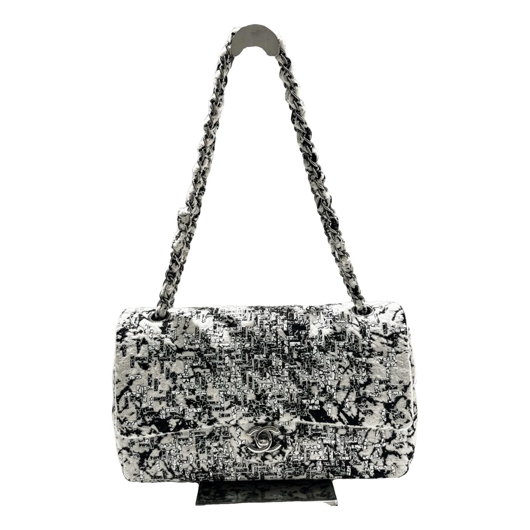 Timeless/Classique tweed handbag