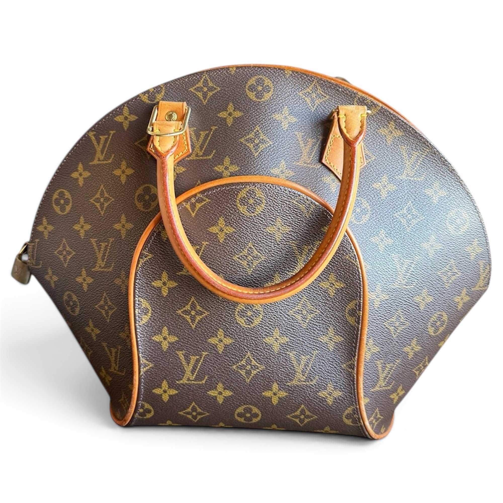 Ellipse leather handbag