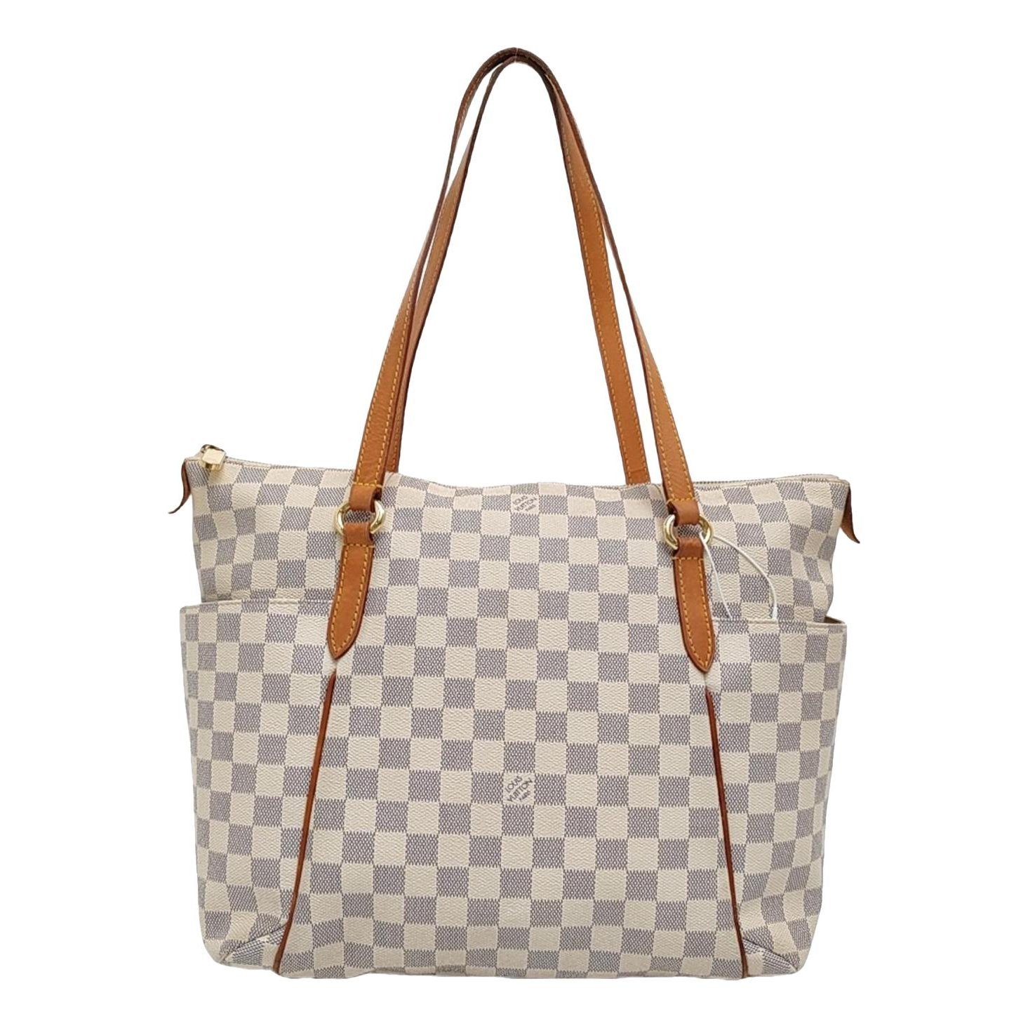 Totally leather handbag