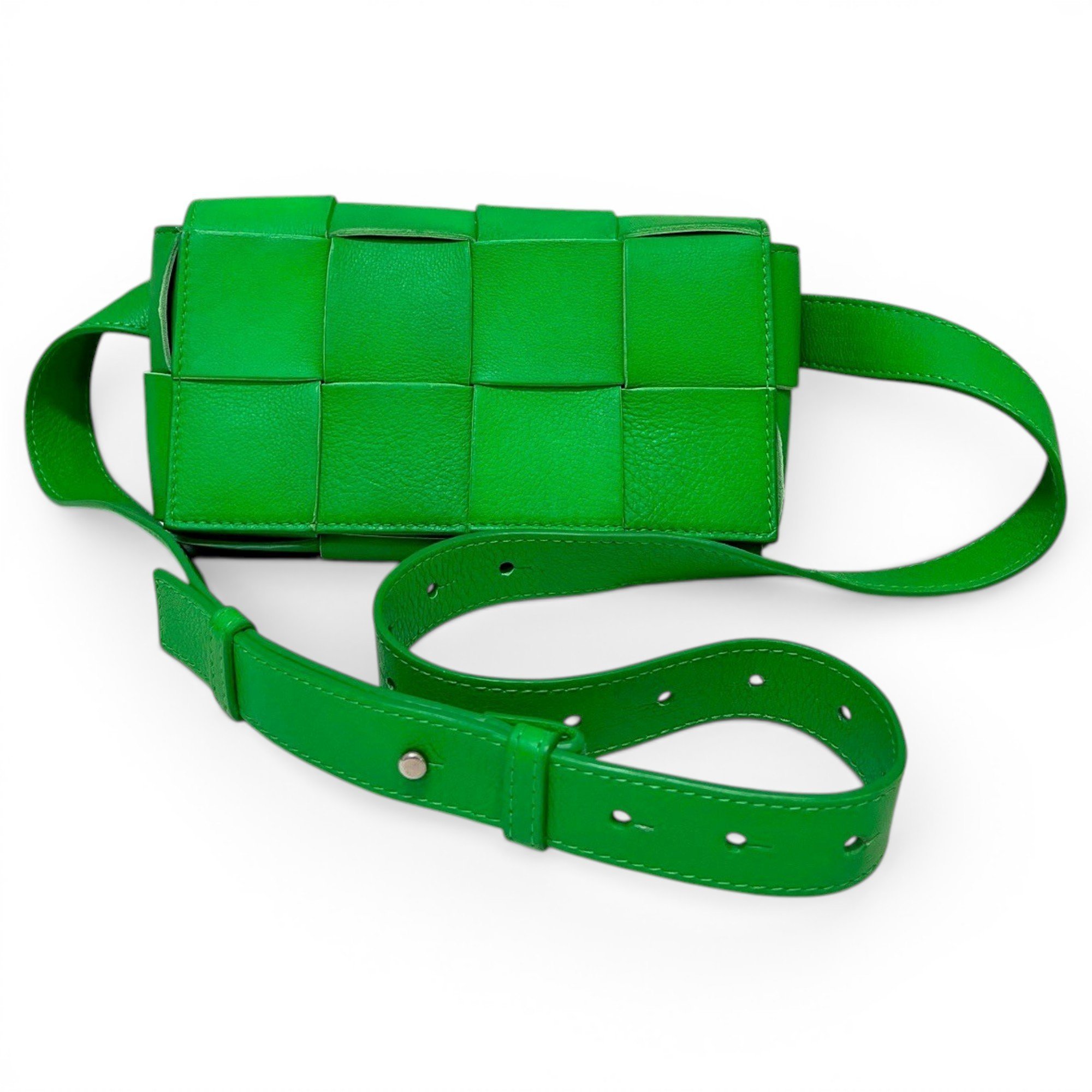 Cassette leather handbag