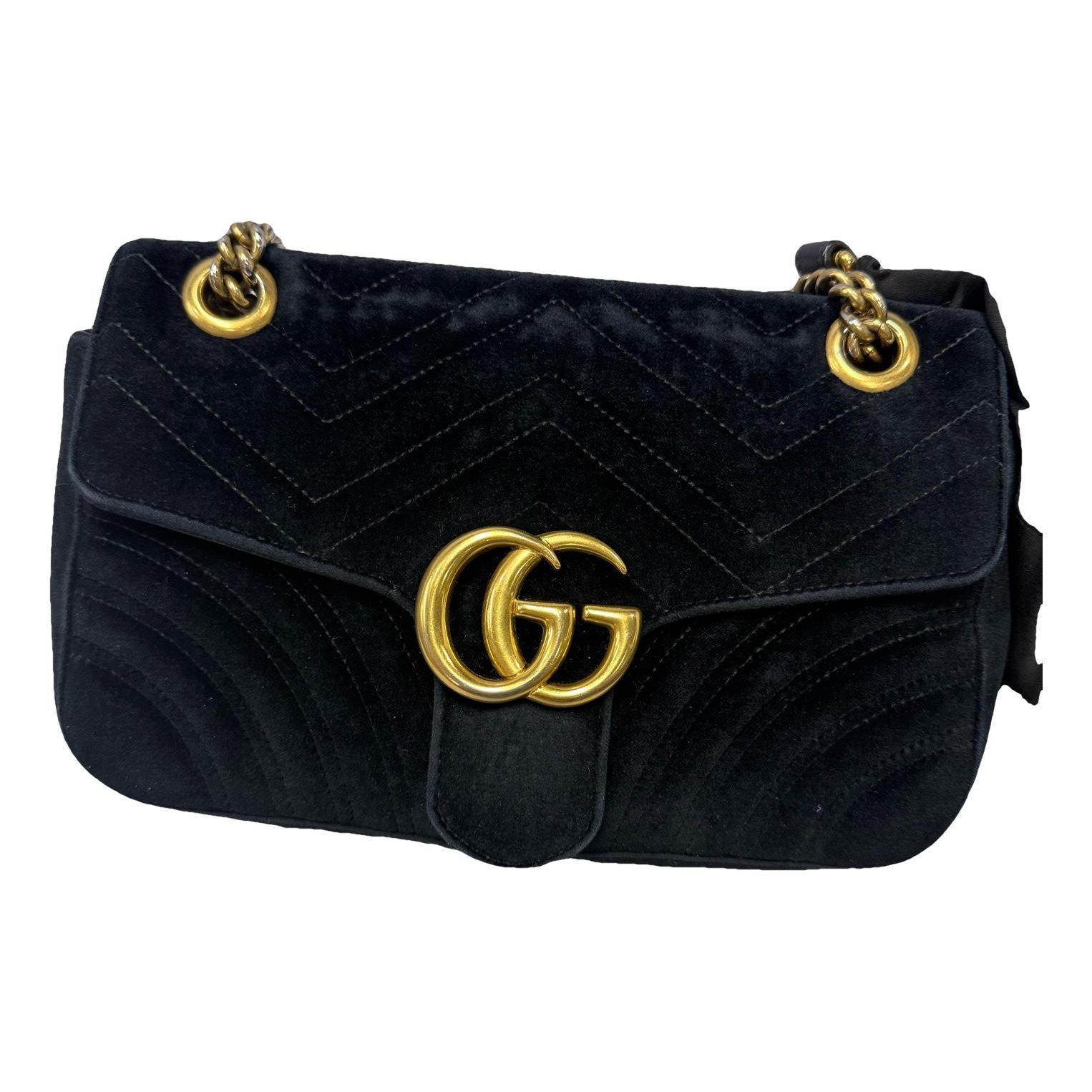 GG Marmont Flap velvet crossbody bag