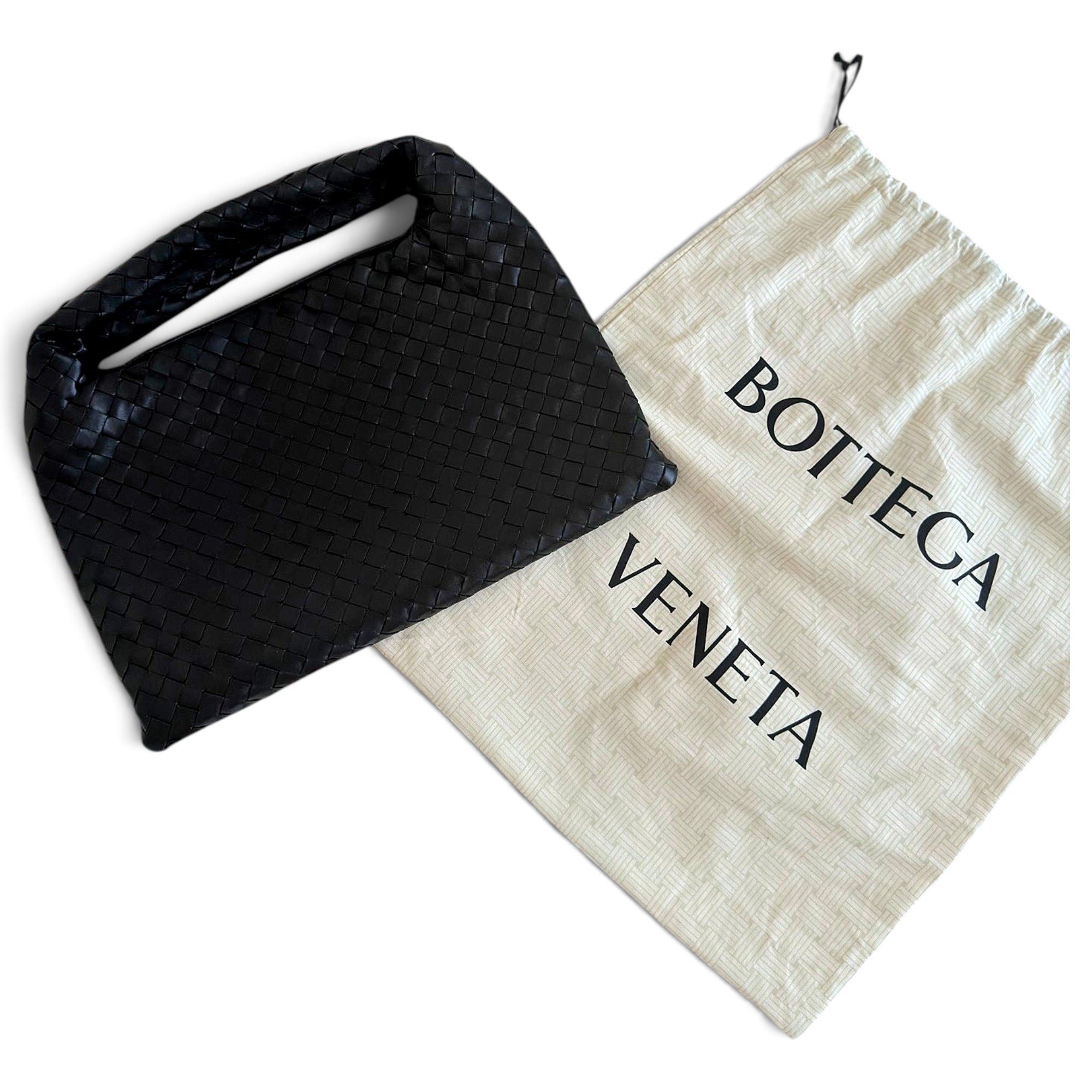 Hop leather handbag