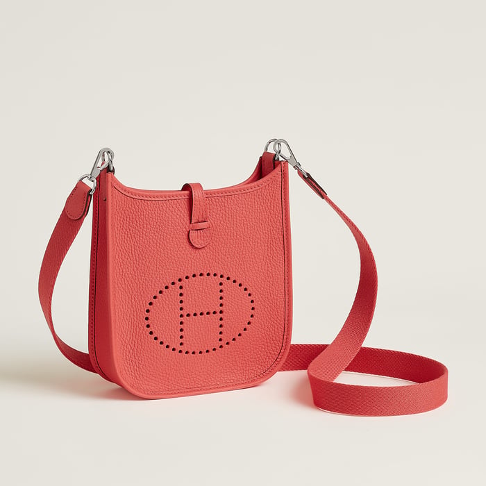 Evelyne 16 Amazone 백
