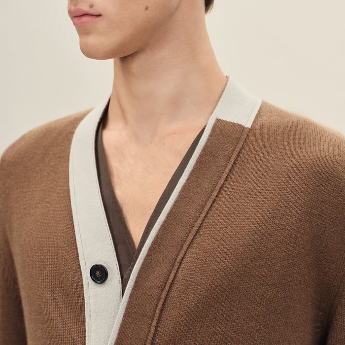 Caramel "Detail Colore" Buttoned Cardigan