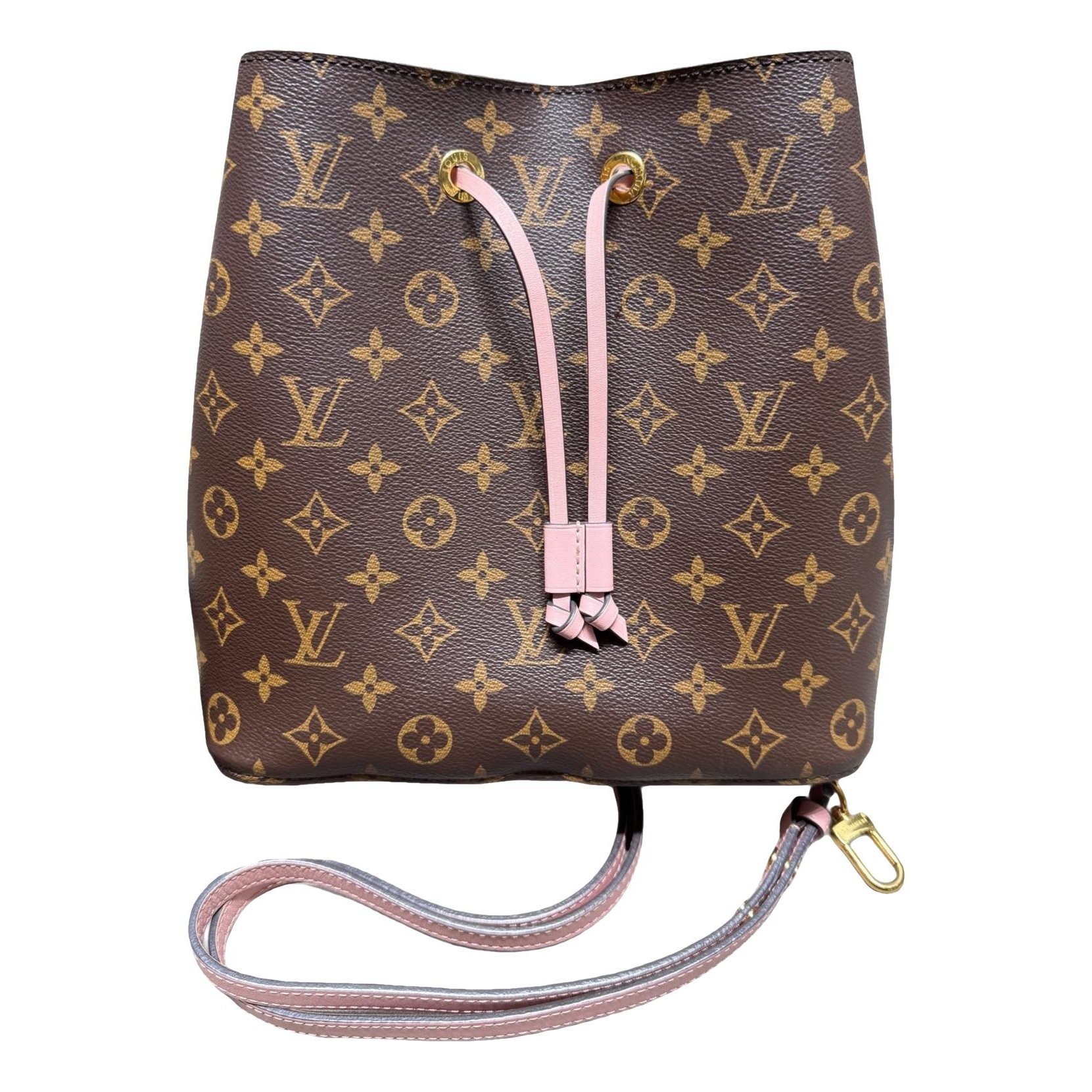 Delightful cloth handbag