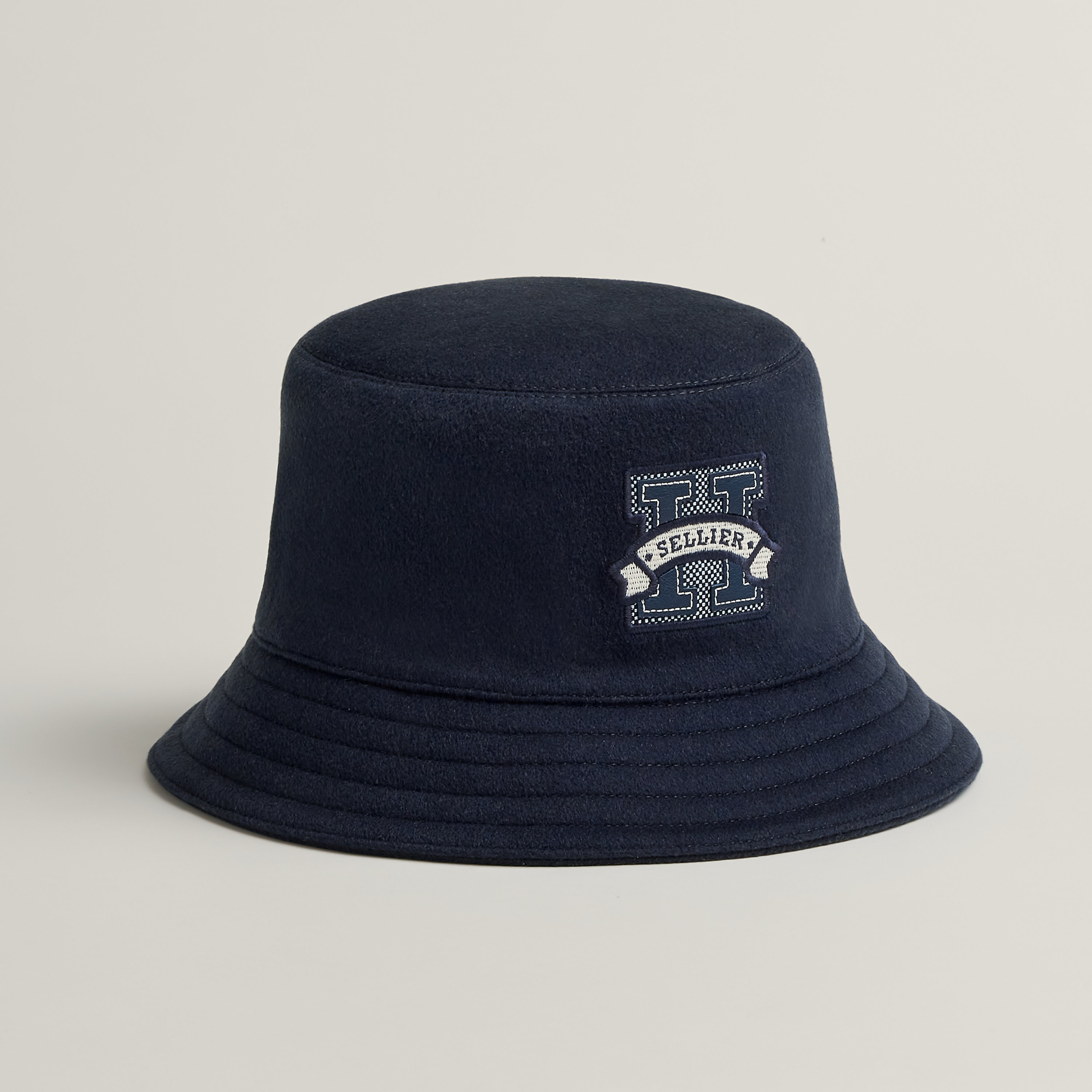 Harper H Sellier bucket hat