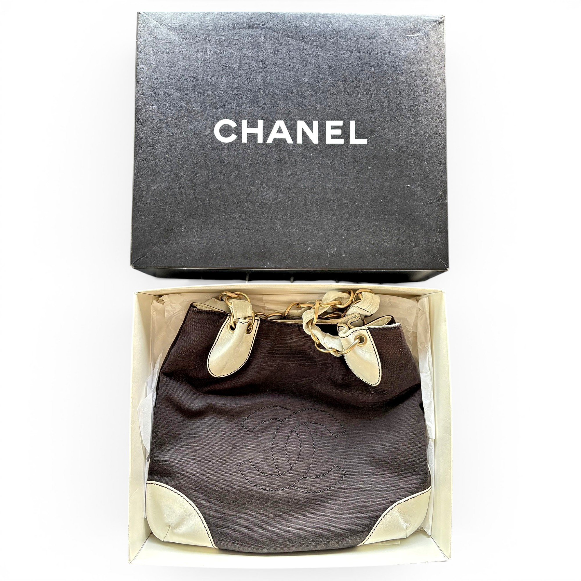 Chanel Deauville Chain leather tote