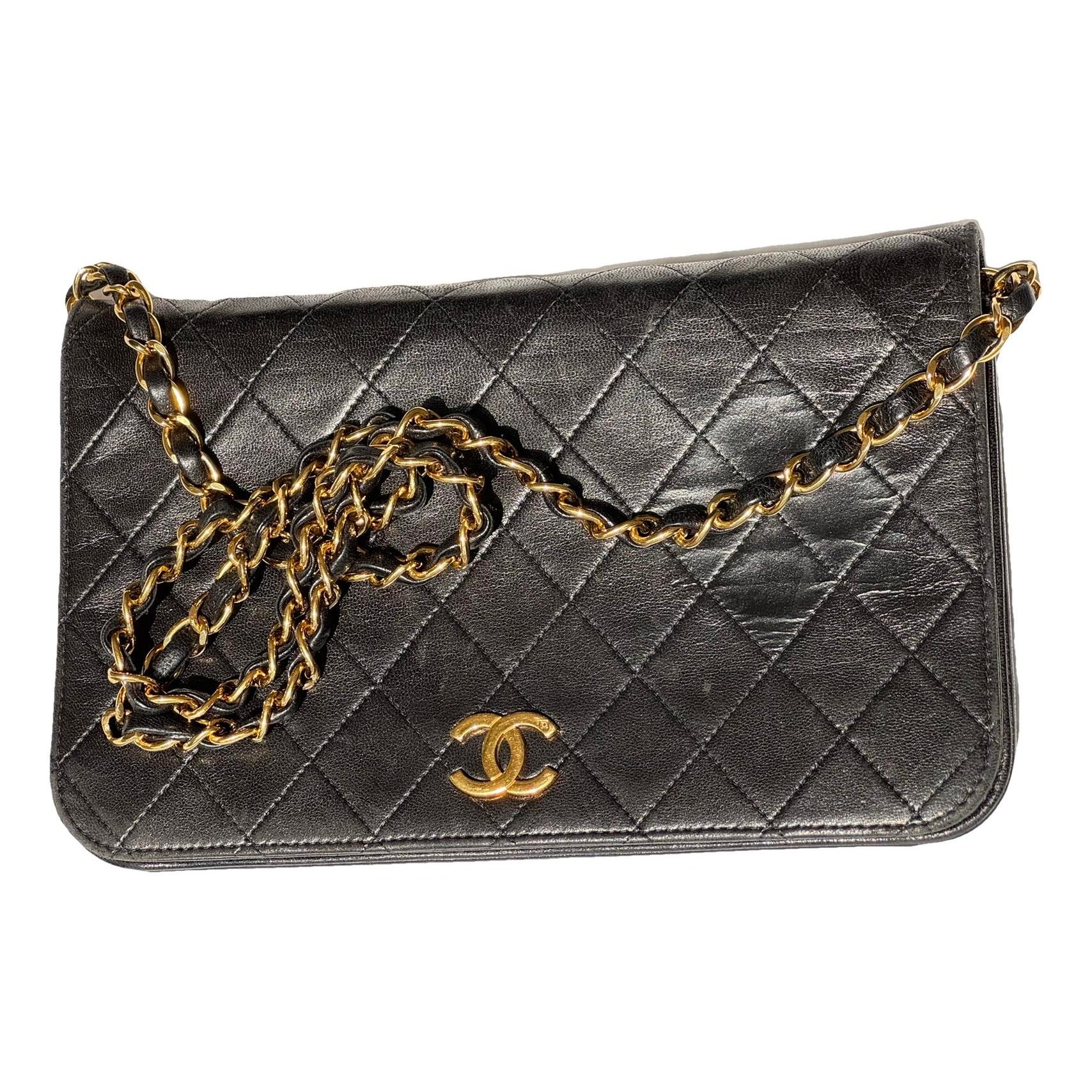 Timeless/Classique leather crossbody bag