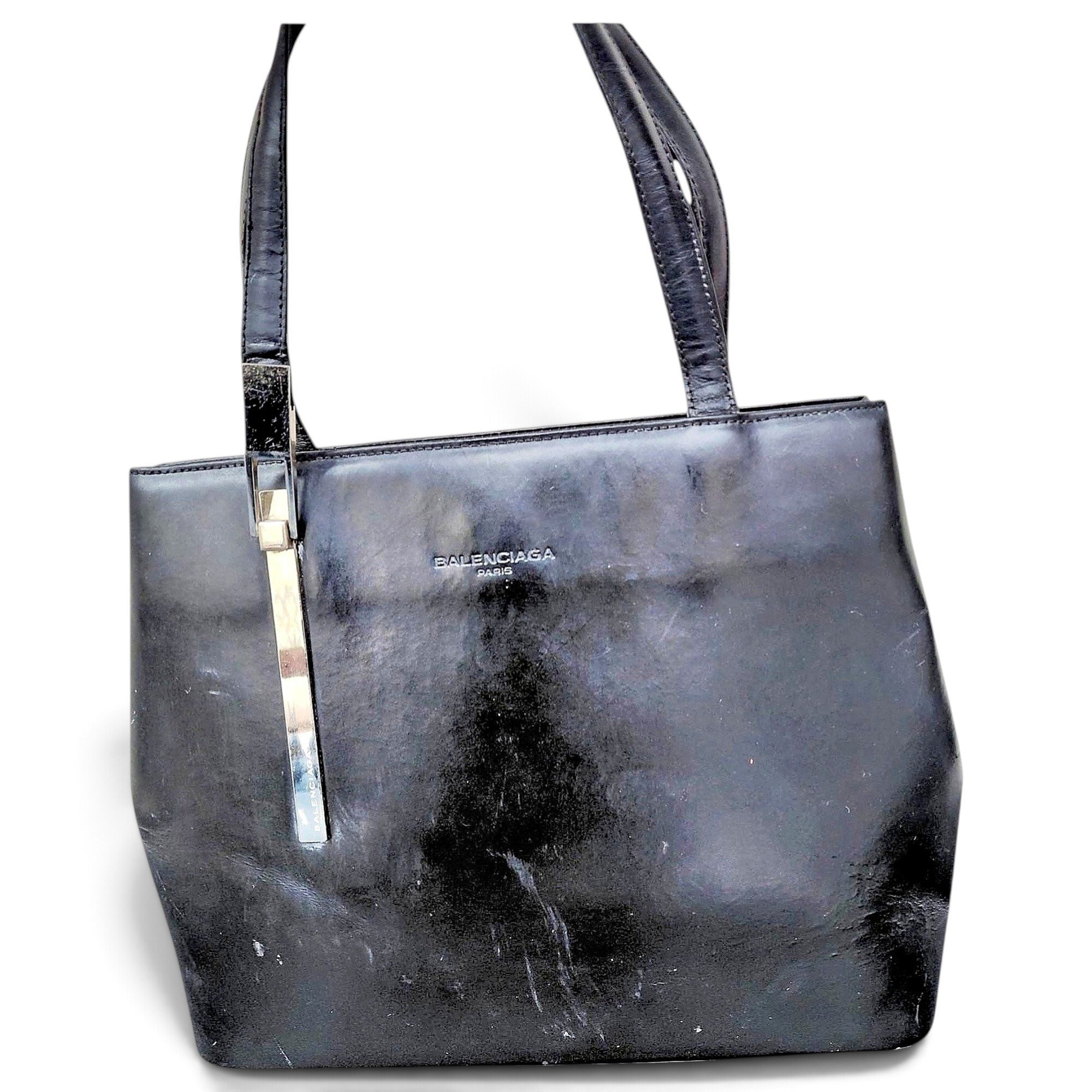 Leather tote