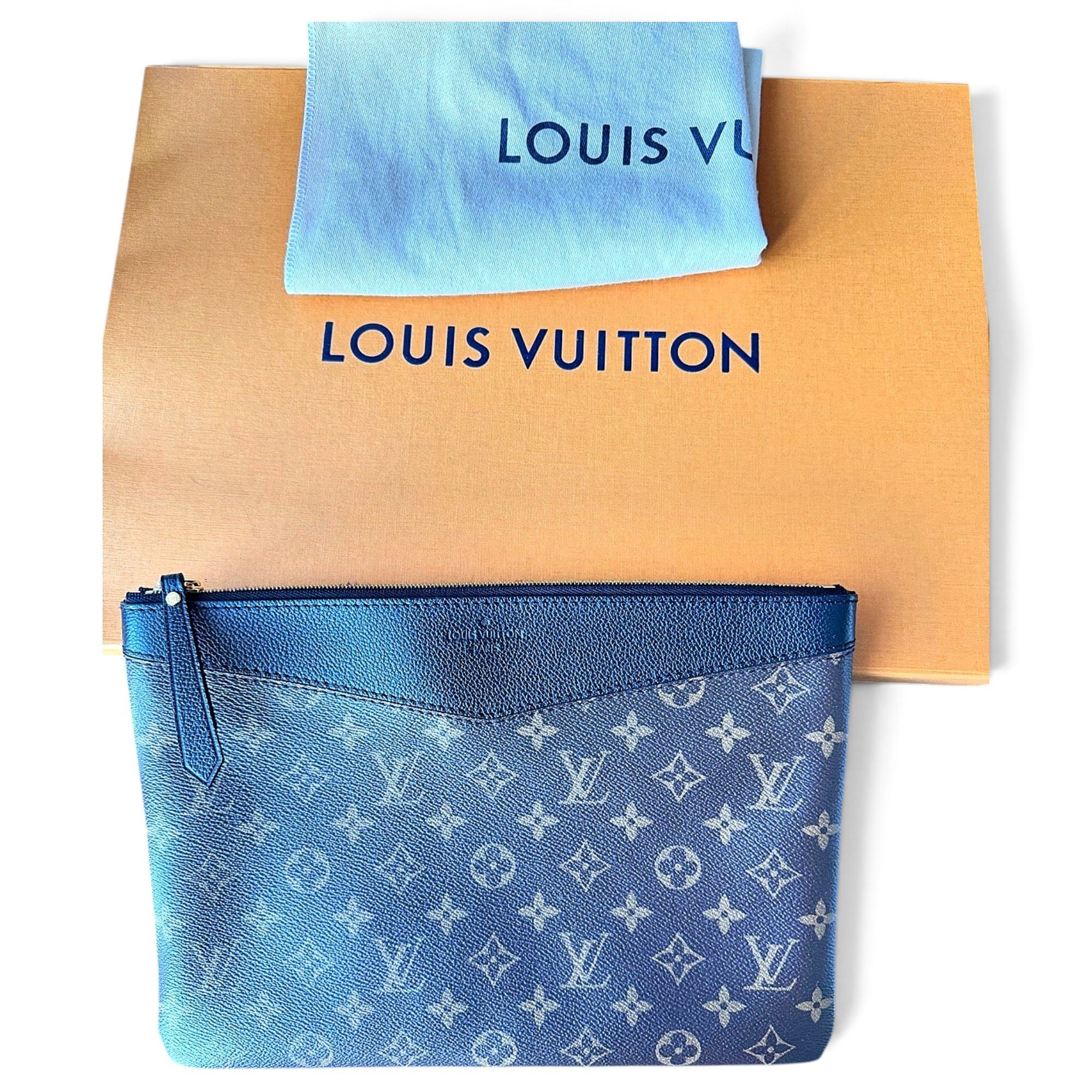 Leather clutch bag
