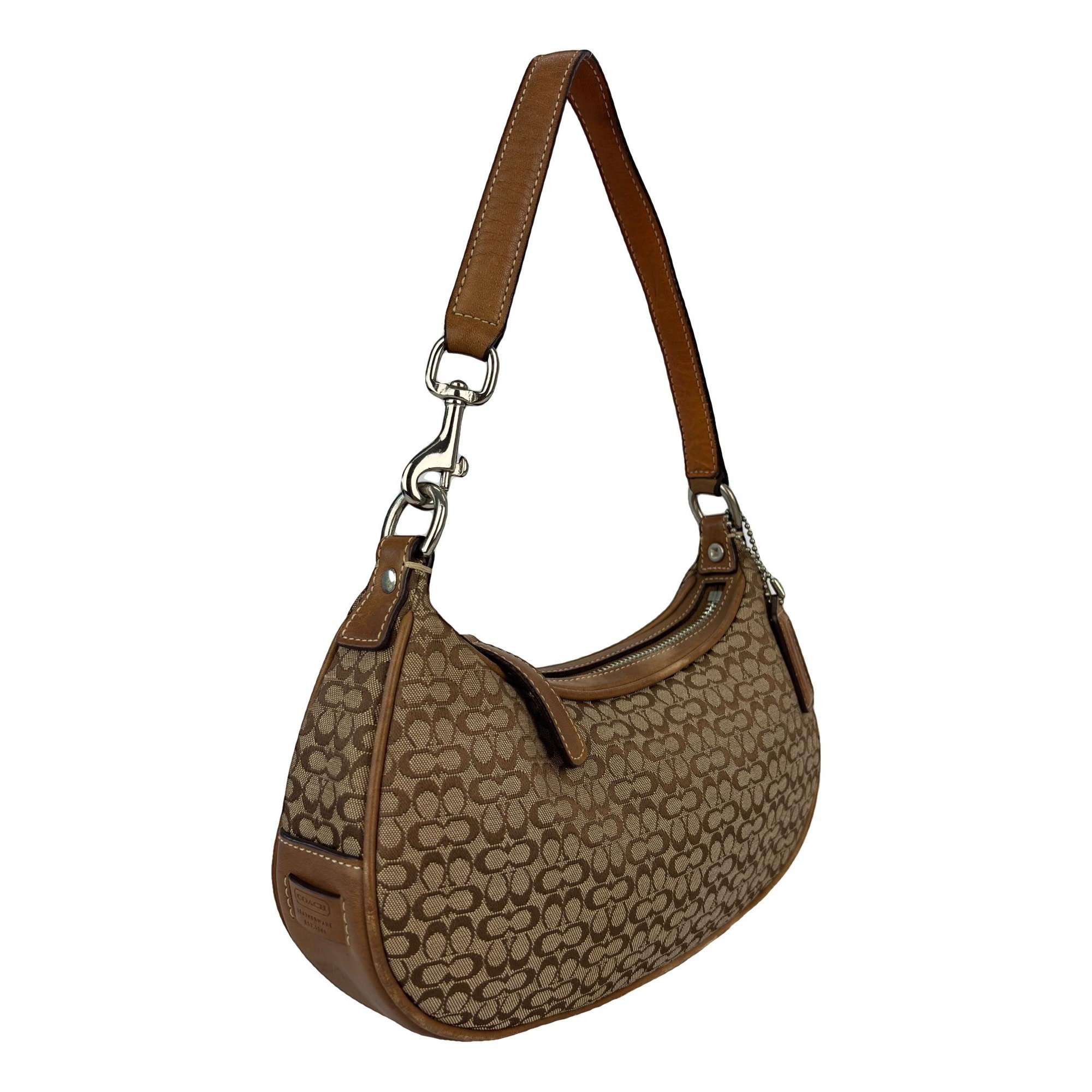 Signature Sufflette cloth handbag