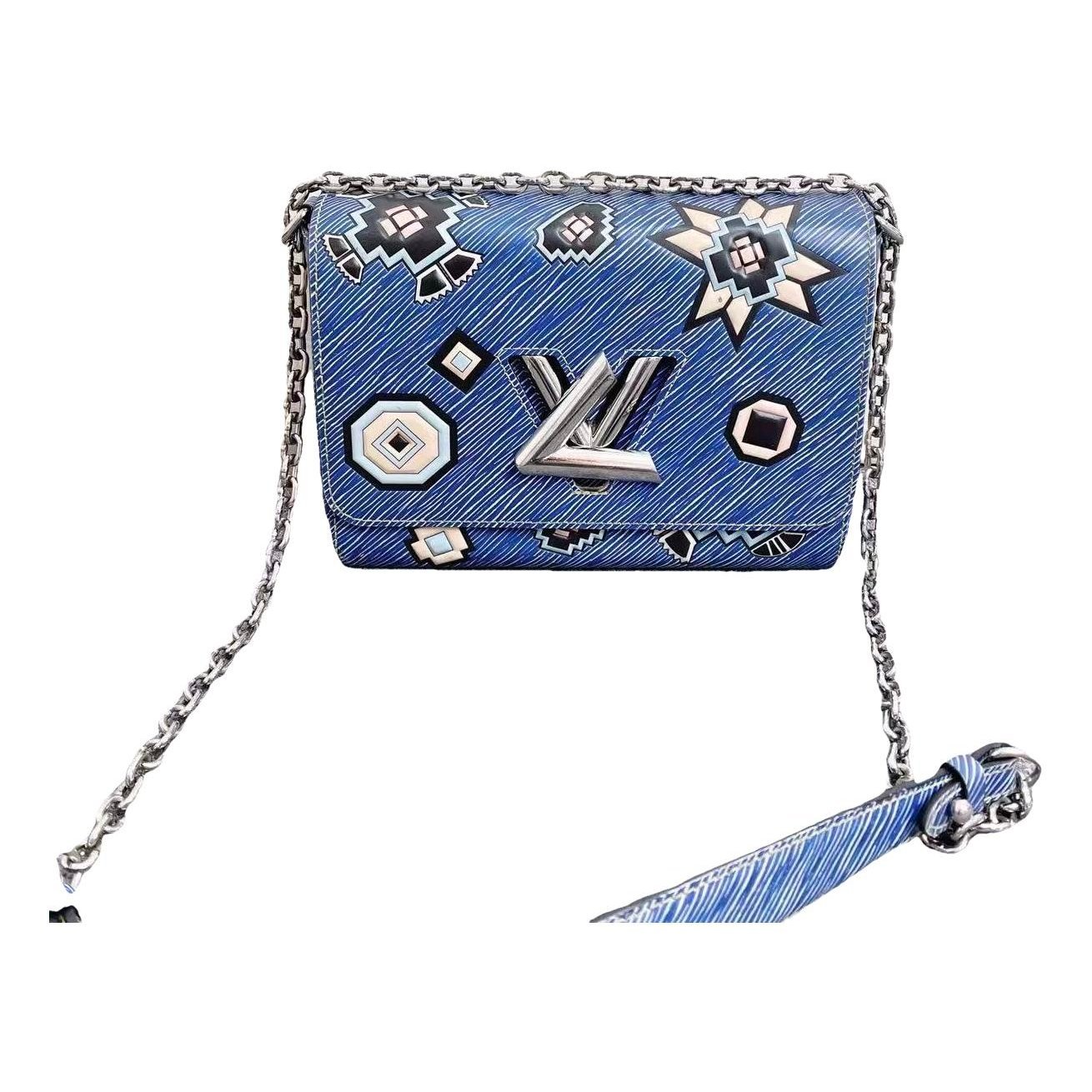 Twist leather handbag