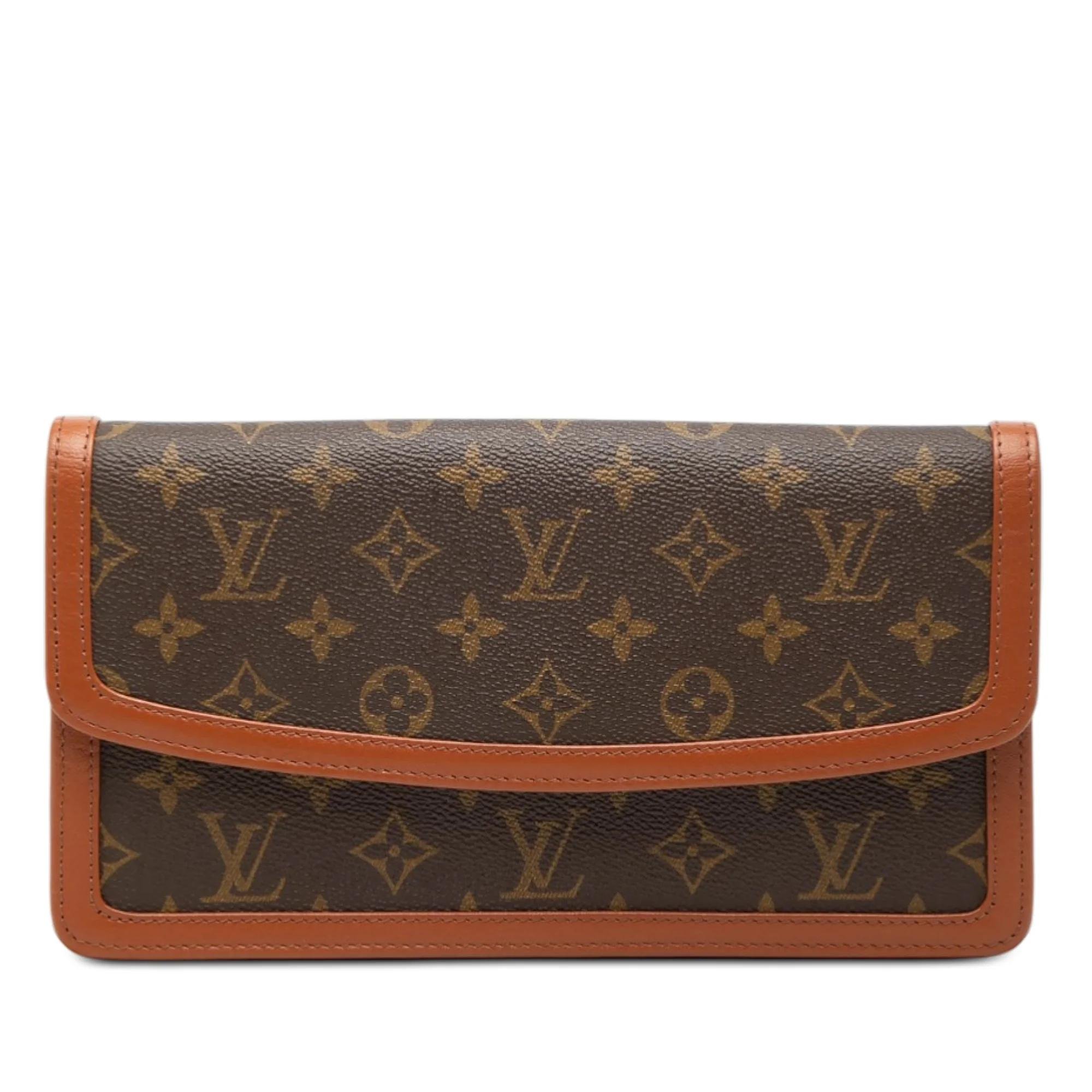 Leather clutch bag
