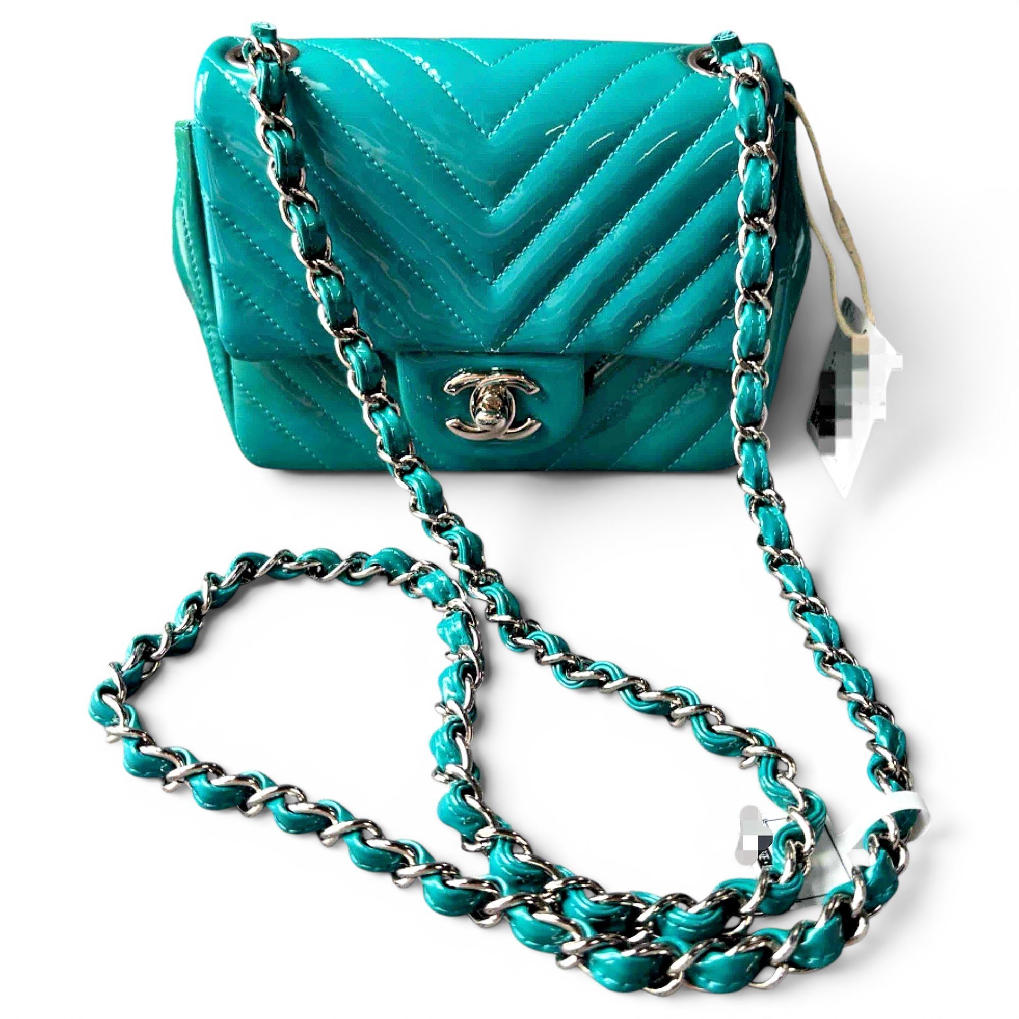 Timeless/Classique patent leather handbag