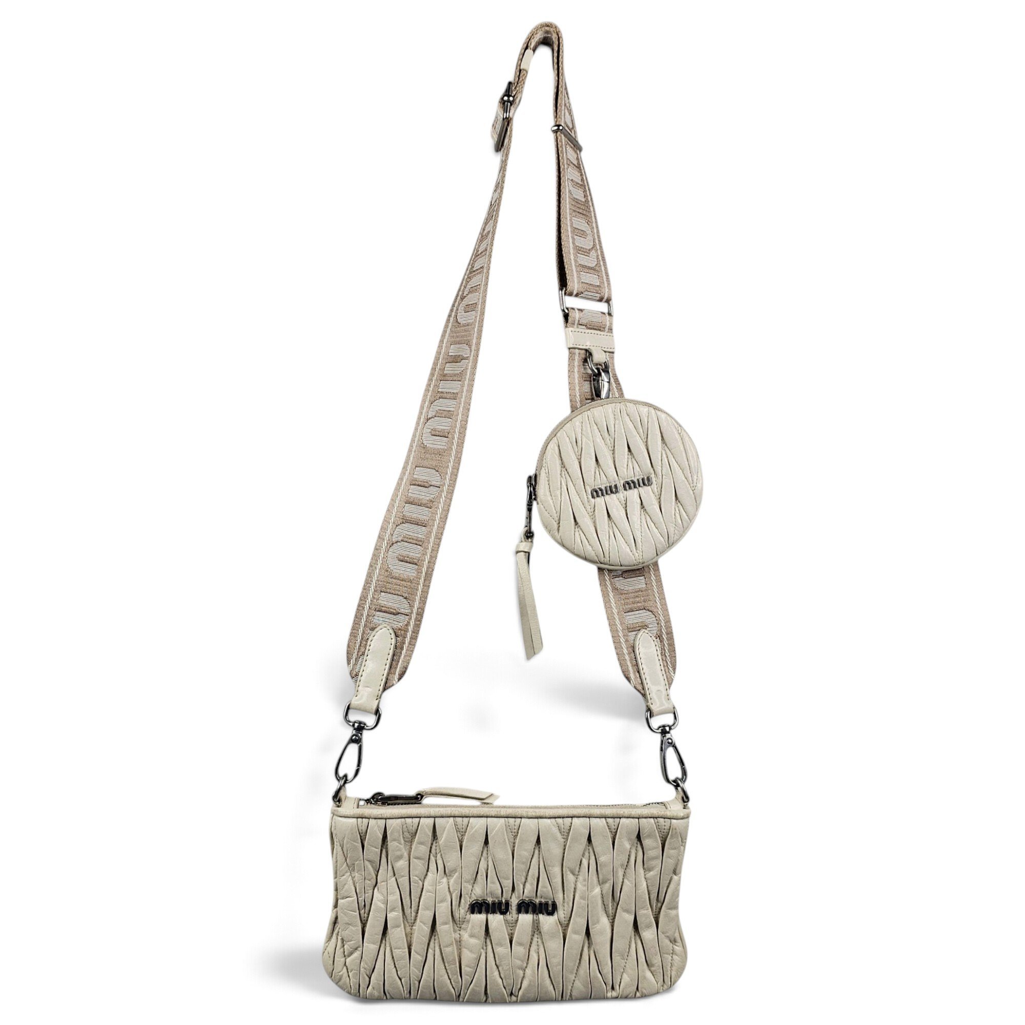Matelassé leather crossbody bag