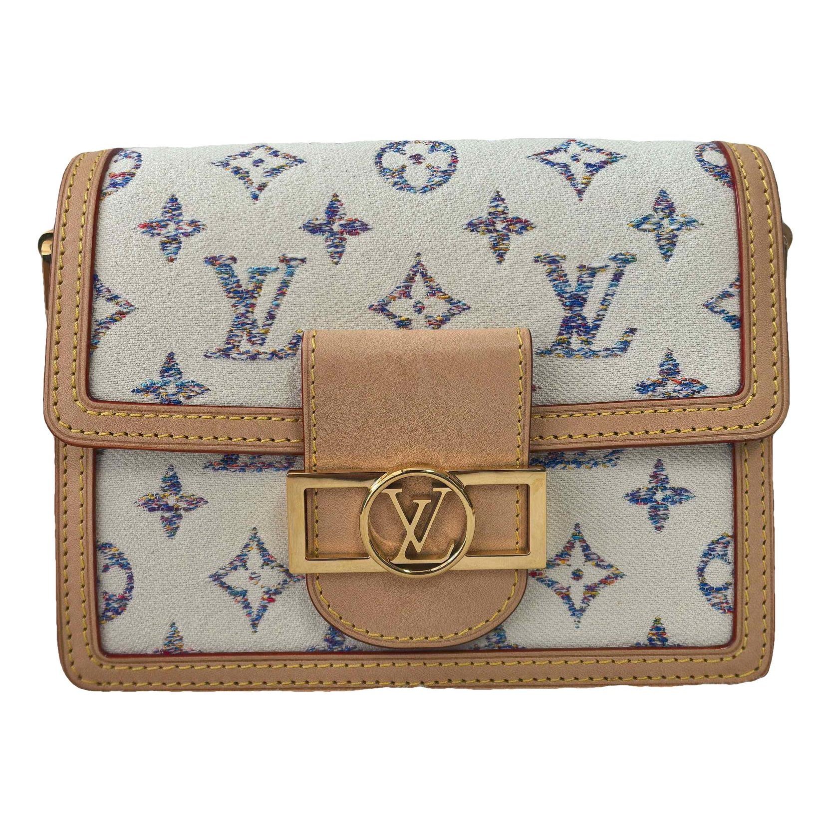 Dauphine leather handbag