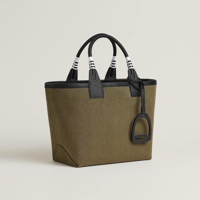 Steeple 25 Bag