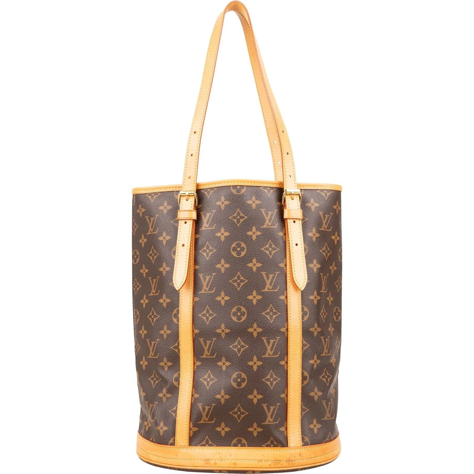 Bucket leather handbag