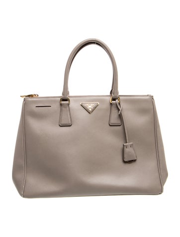 Saffiano Lux Leather Galleria Double Zip Large