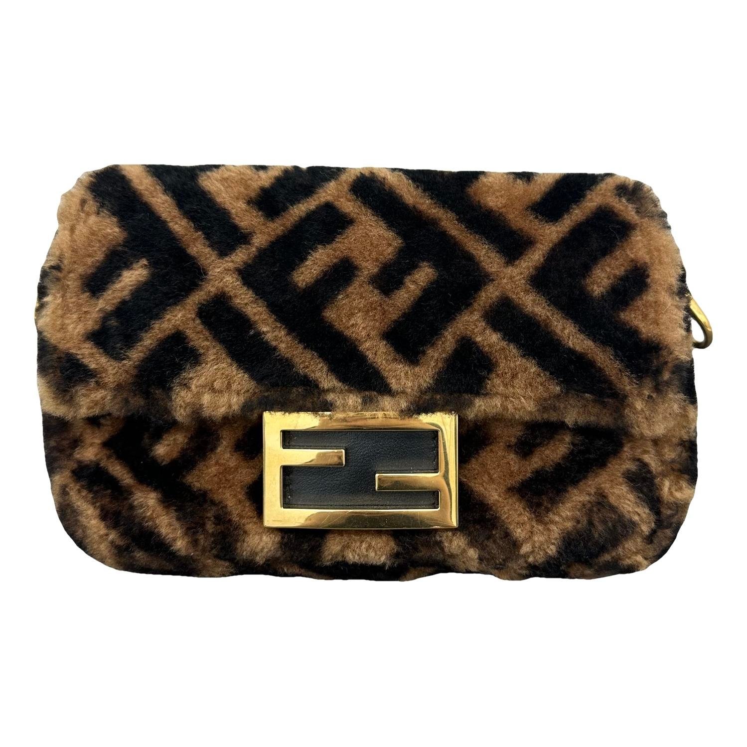 Baguette leather handbag