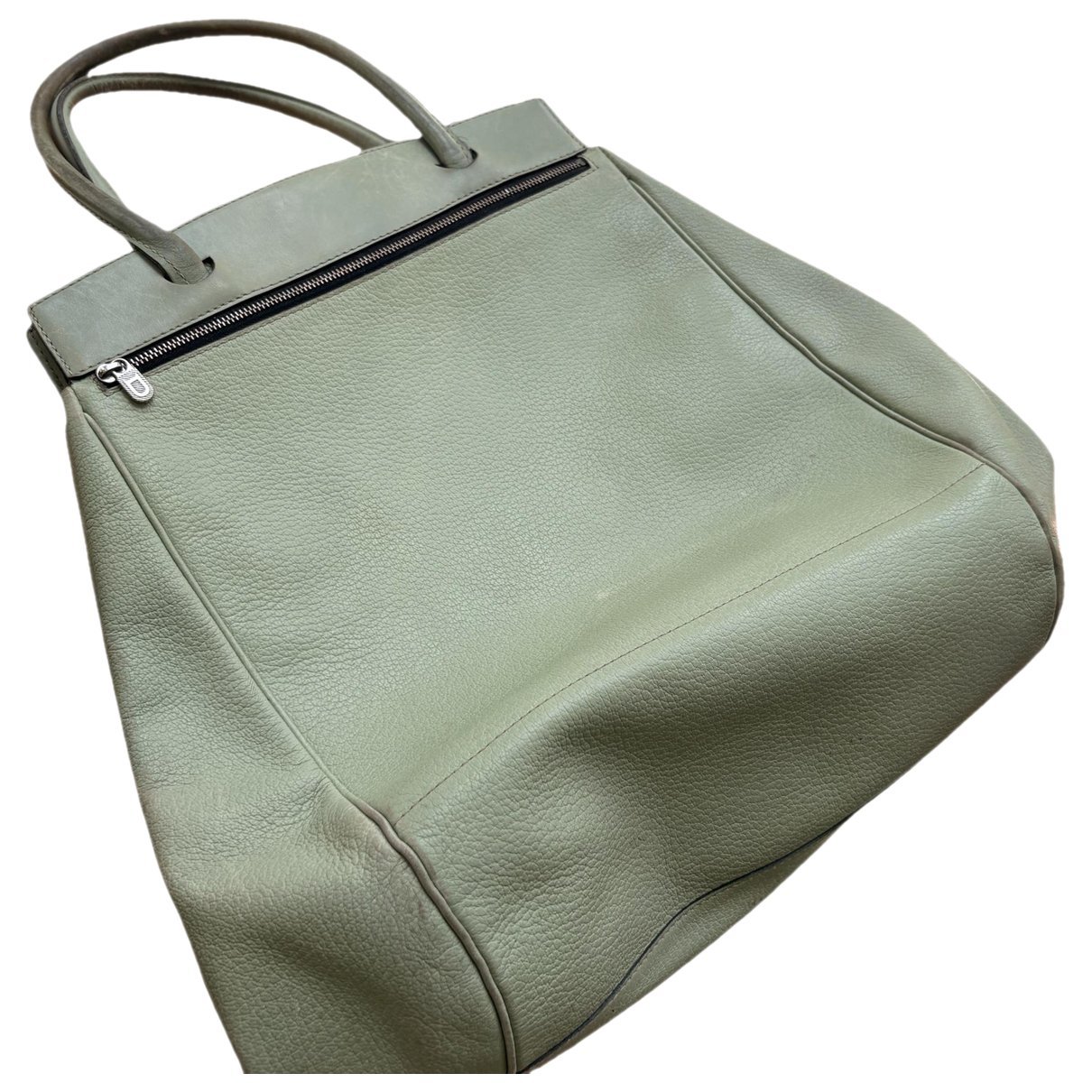 Leather tote
