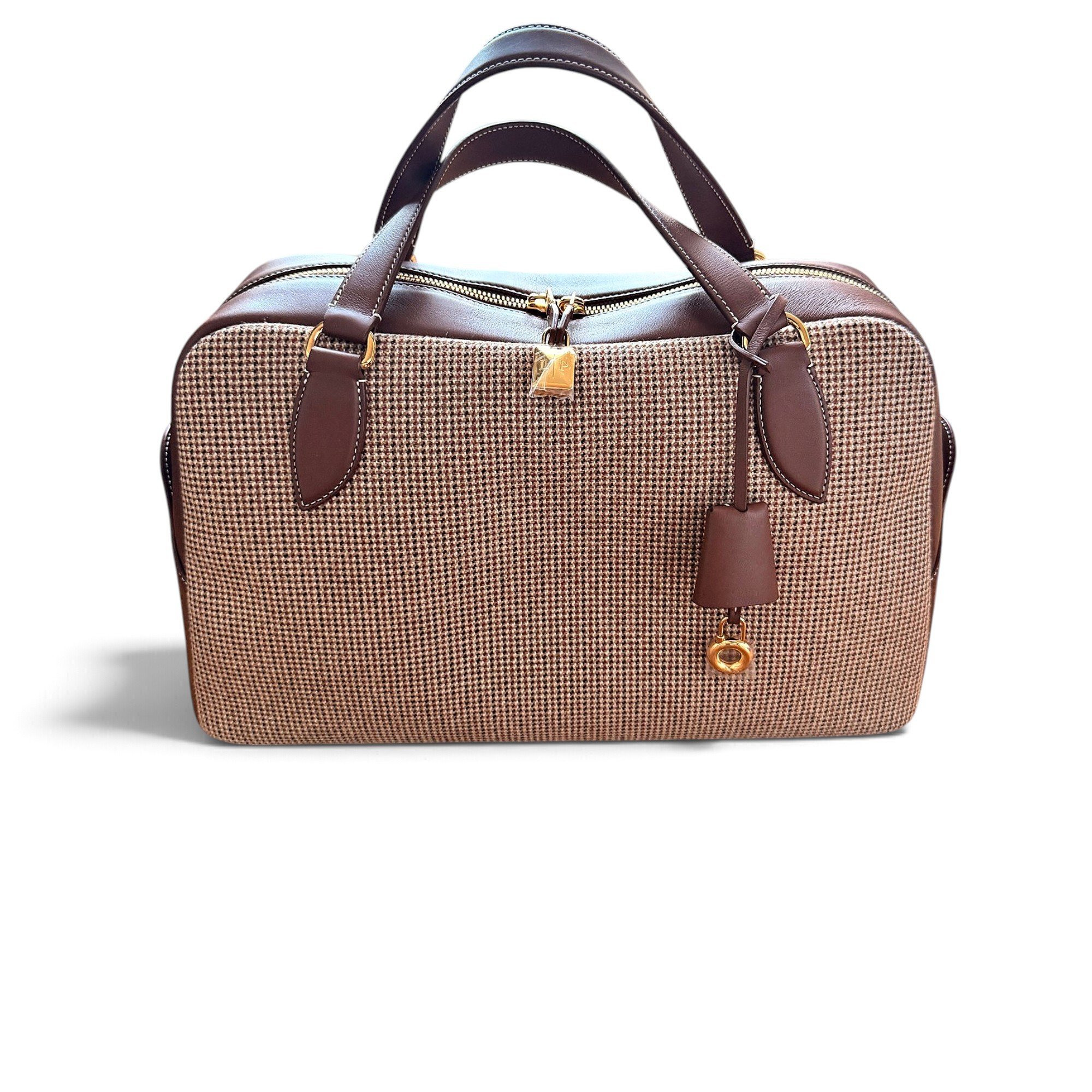 Needle cashmere bowling bag