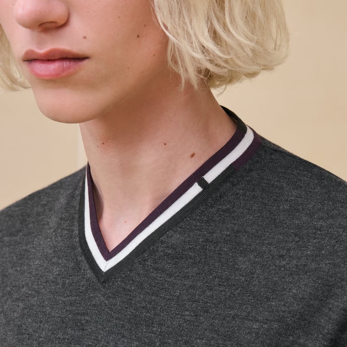 Anthracite "Rayures & Twist" V-neck Sweater
