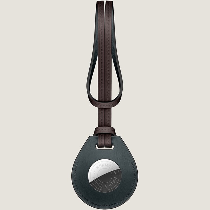 Apple AirTag Hermès bicolor bag charm