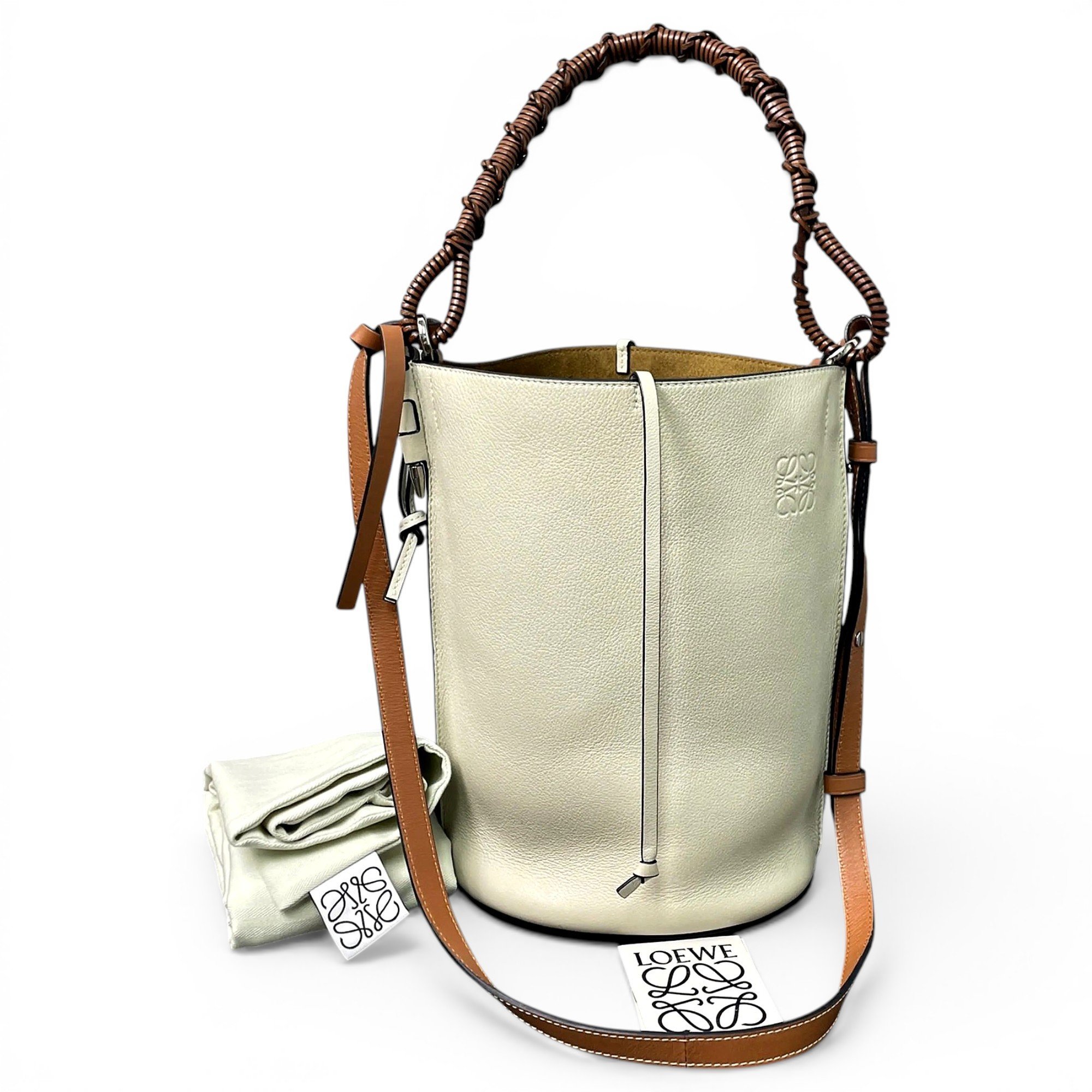 Gate Bucket leather handbag