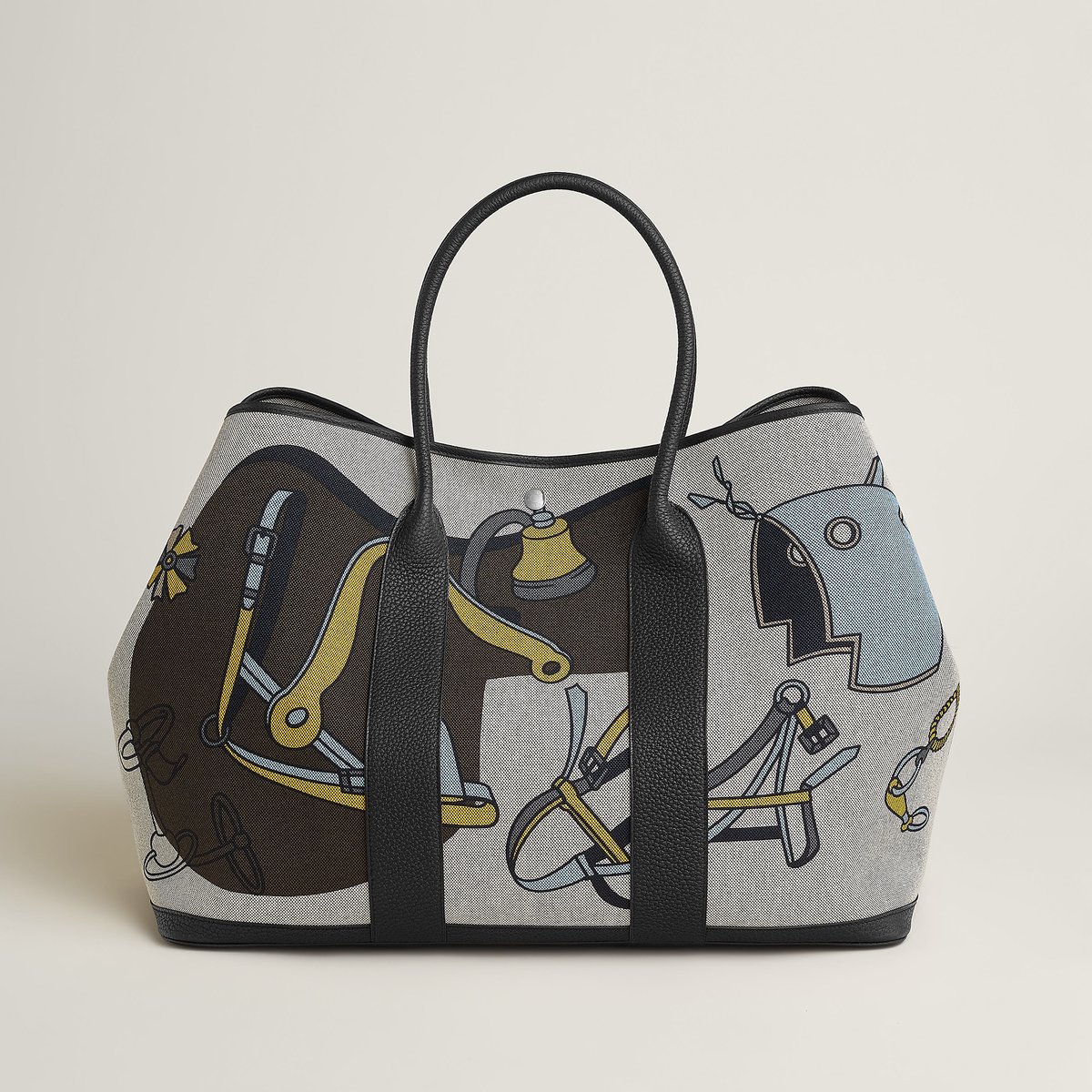 Garden Party Voyage 49 bag