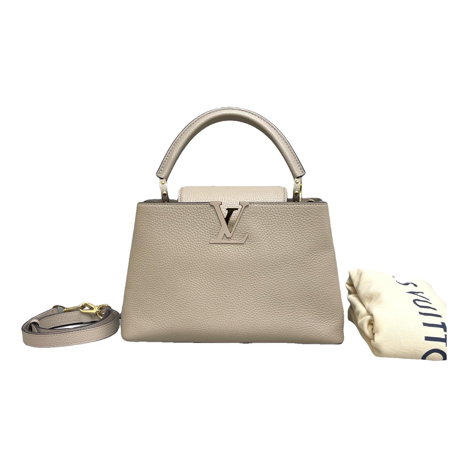Capucines leather handbag