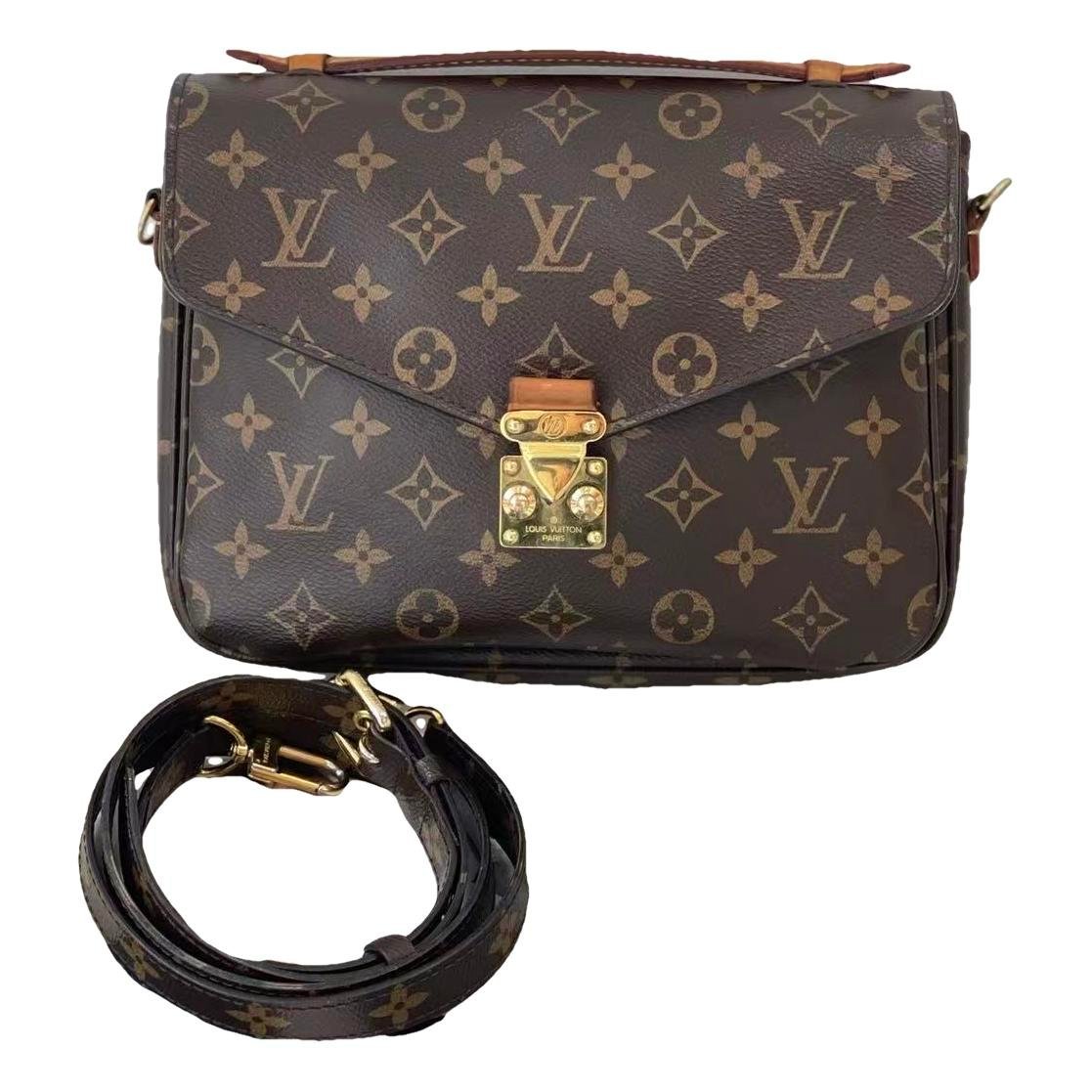 Metis leather handbag