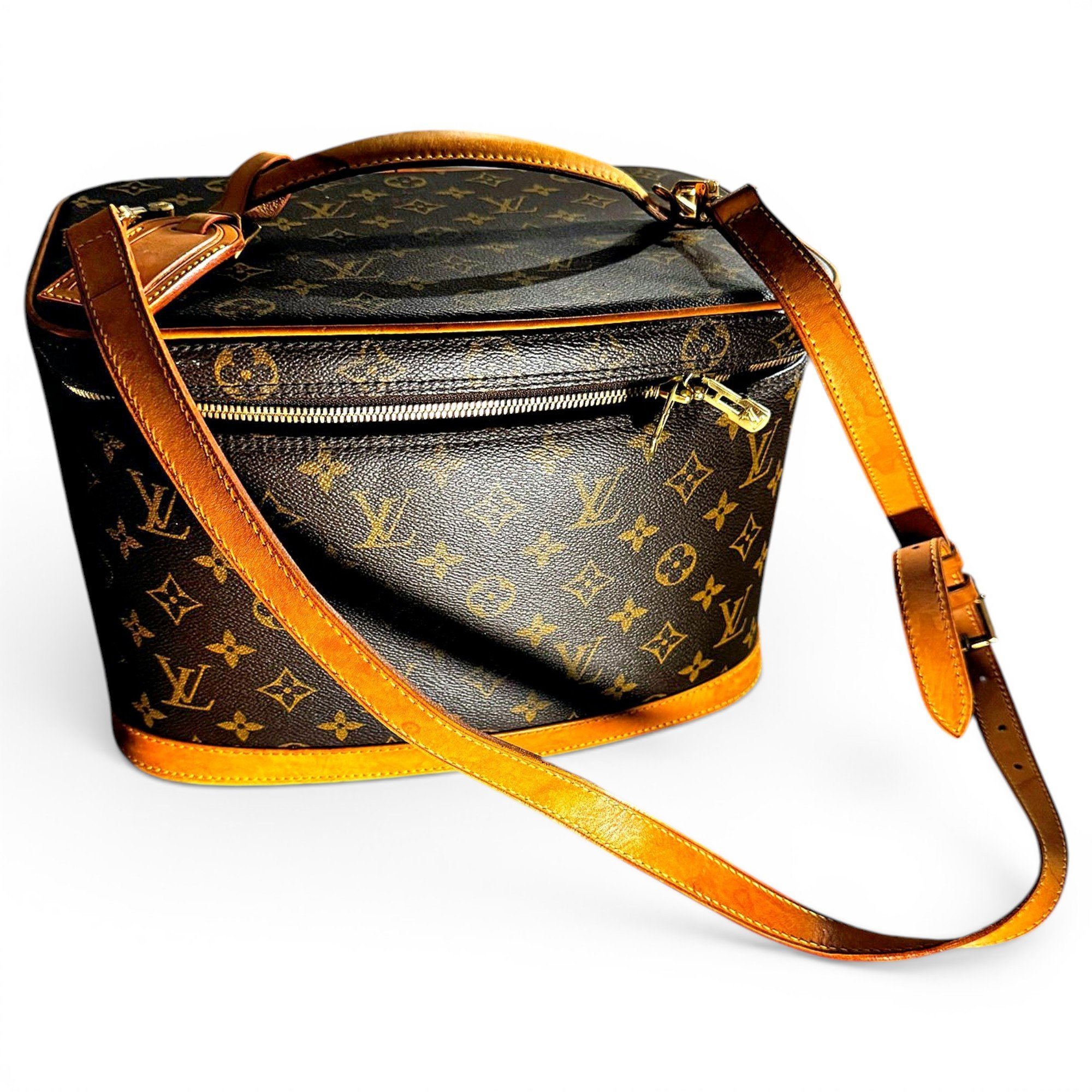 Vanity leather handbag