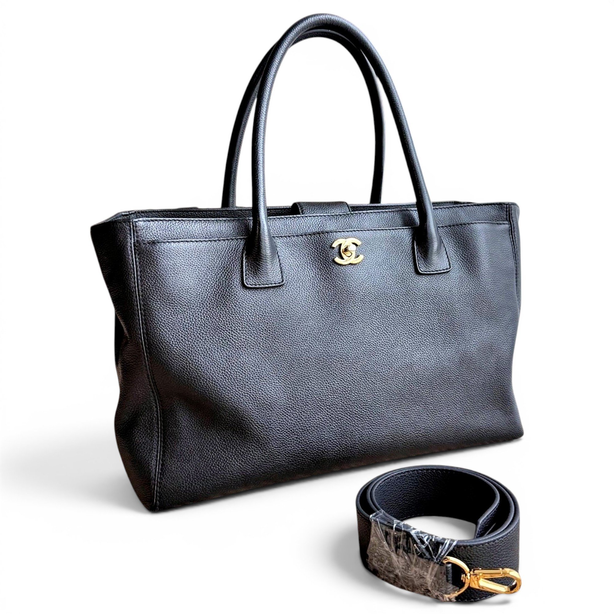 Executive leather tote