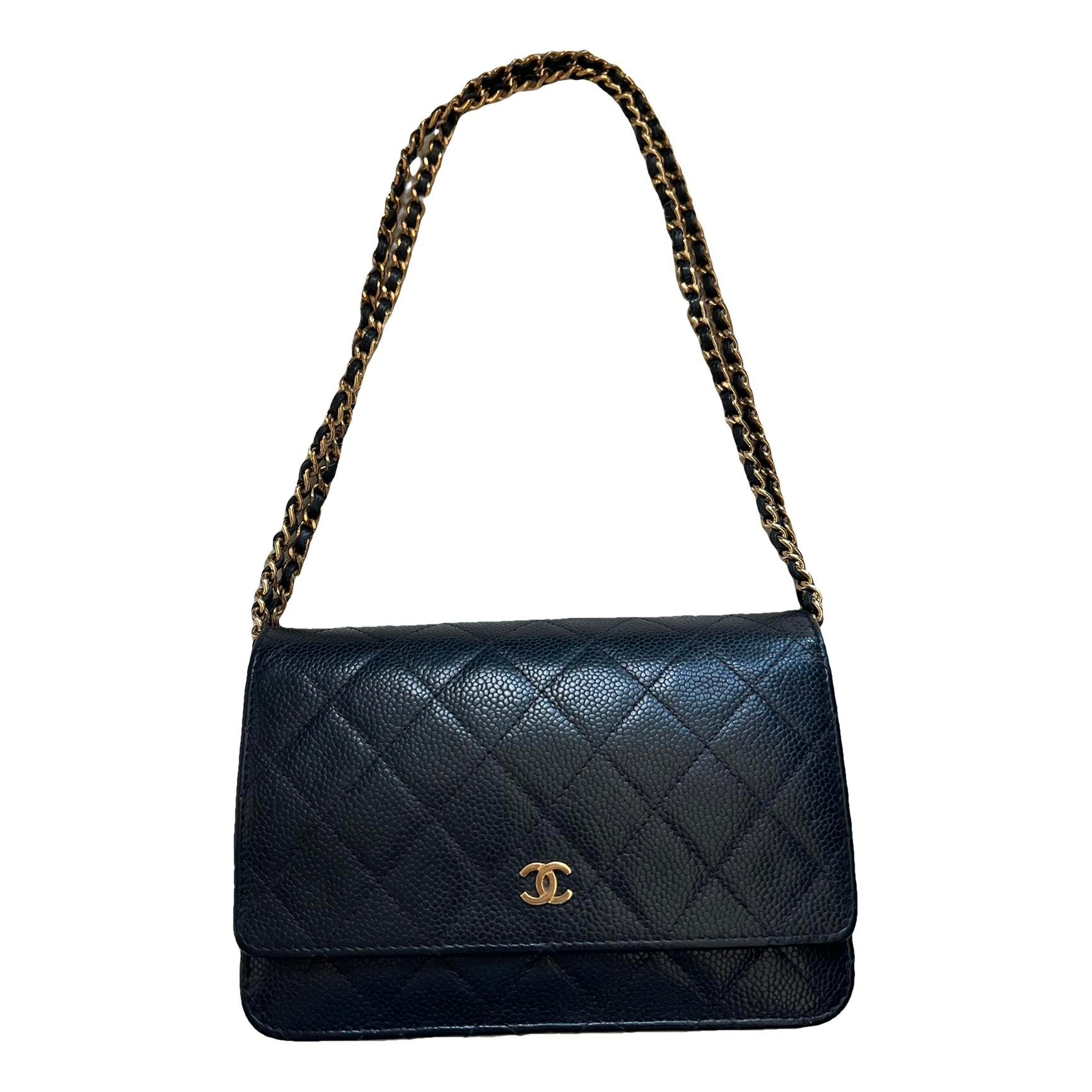 Wallet On Chain Timeless/Classique leather crossbody bag