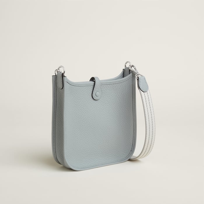 Evelyne 16 Amazone 백