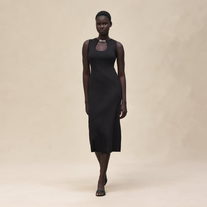 Noir Long Sleeveless Dress
