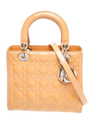 Cannage Lady Dior Medium