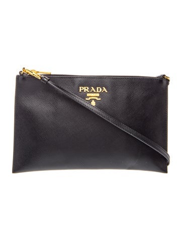 Signature Shoulder Bag