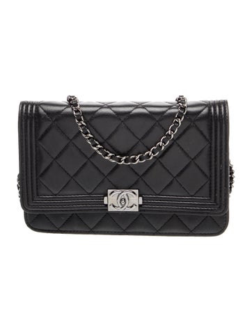 Boy Wallet On Chain
