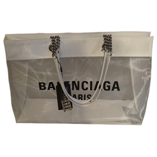 Leather tote