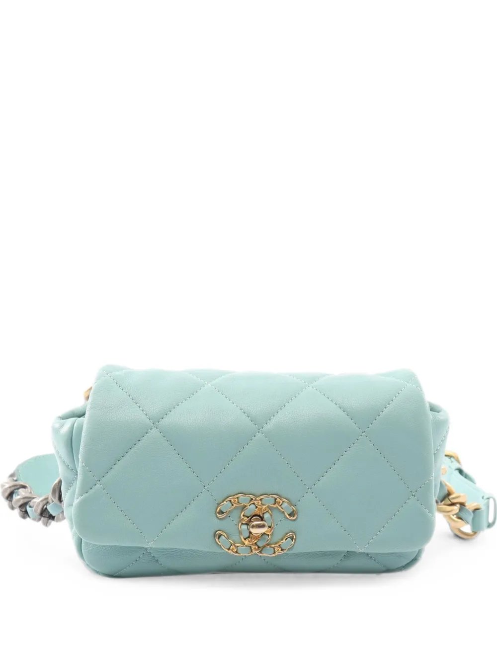 2019 Chanel 19 quilted belt bag