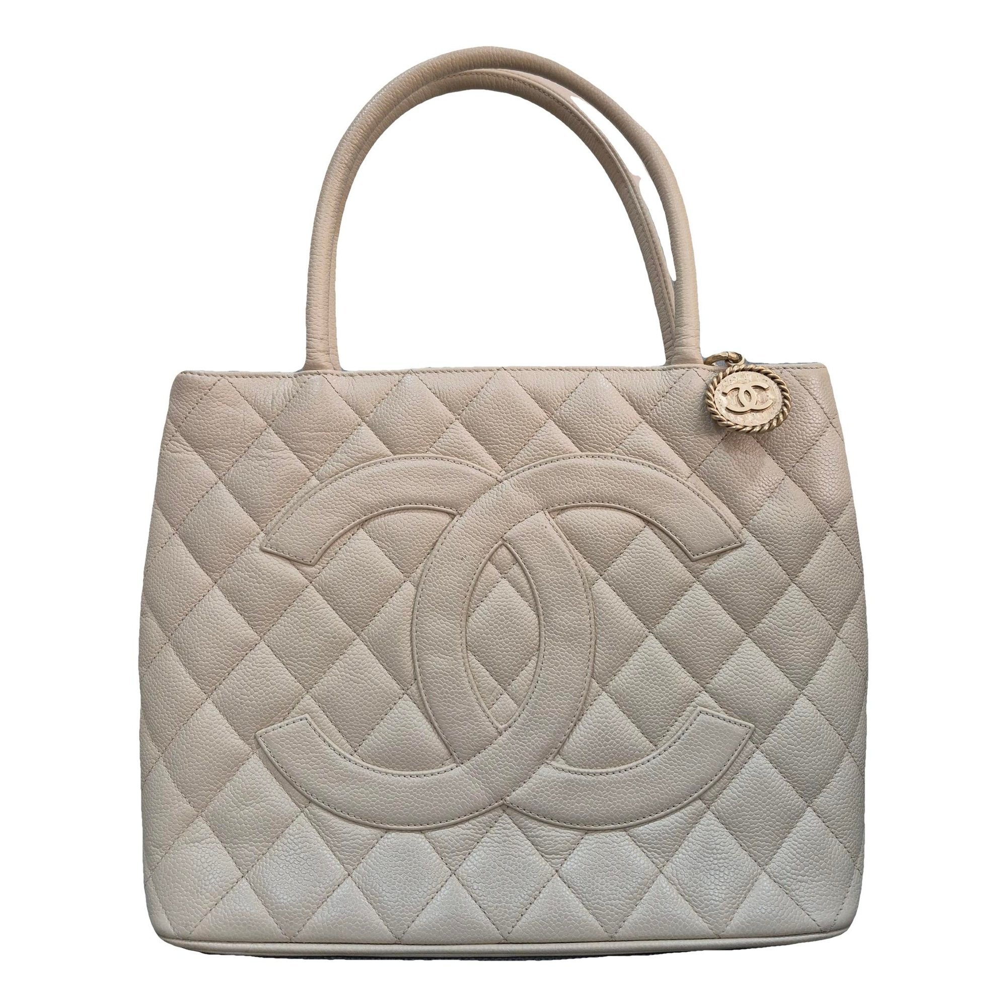 Médaillon leather tote