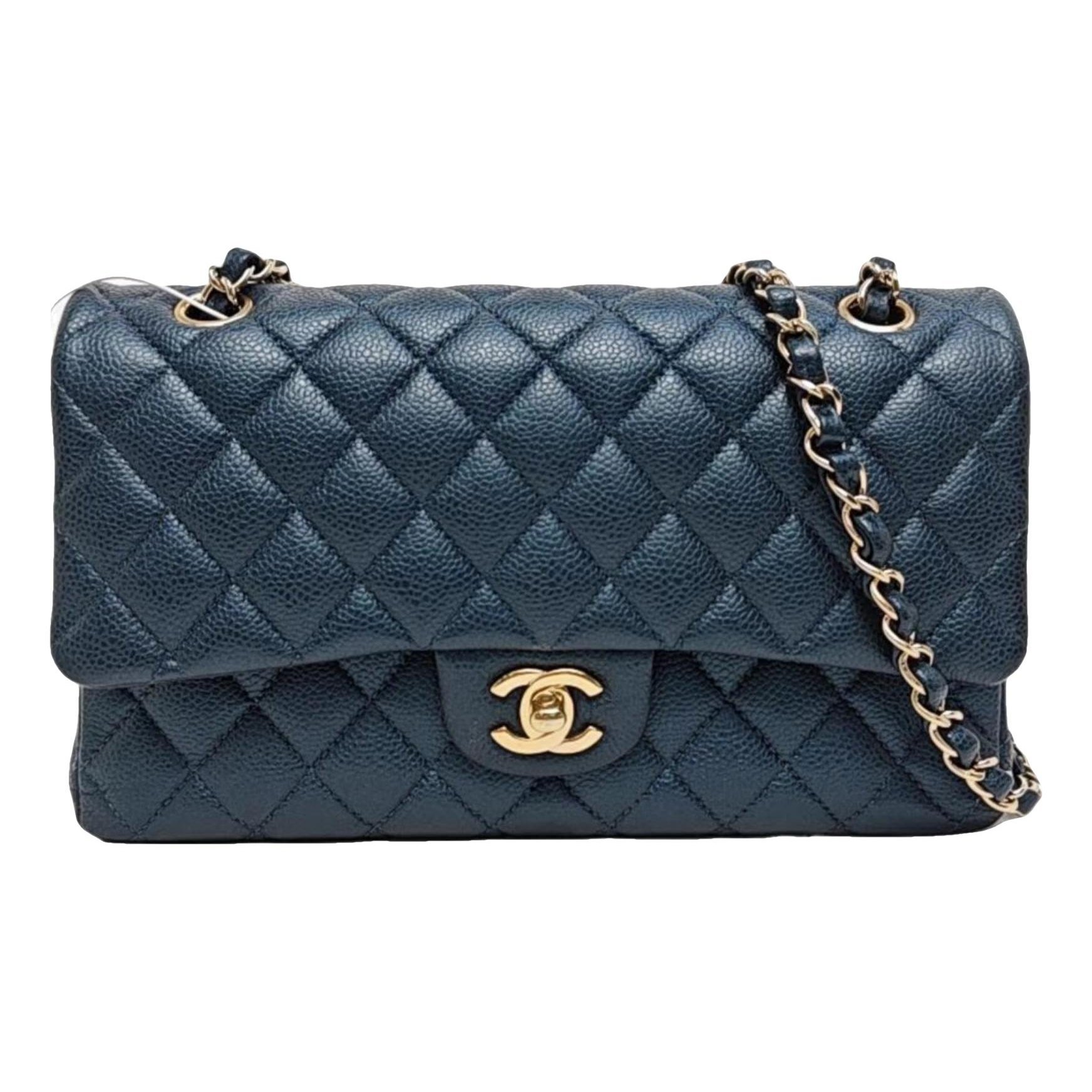 Timeless/Classique leather crossbody bag