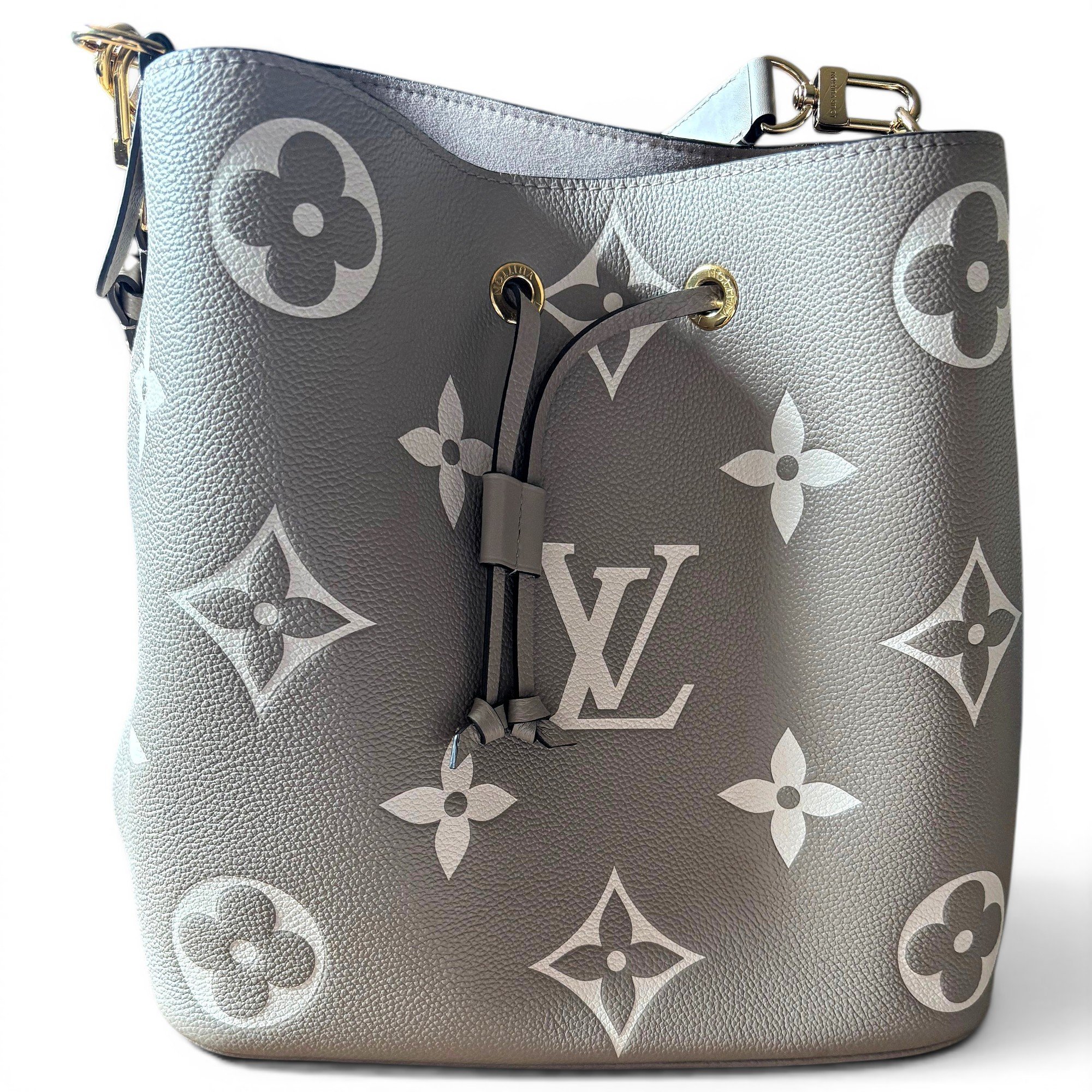 NéoNoé leather handbag