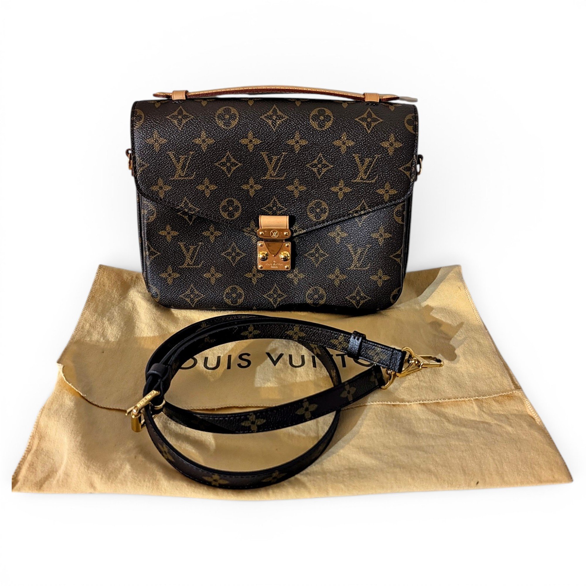 Metis leather crossbody bag